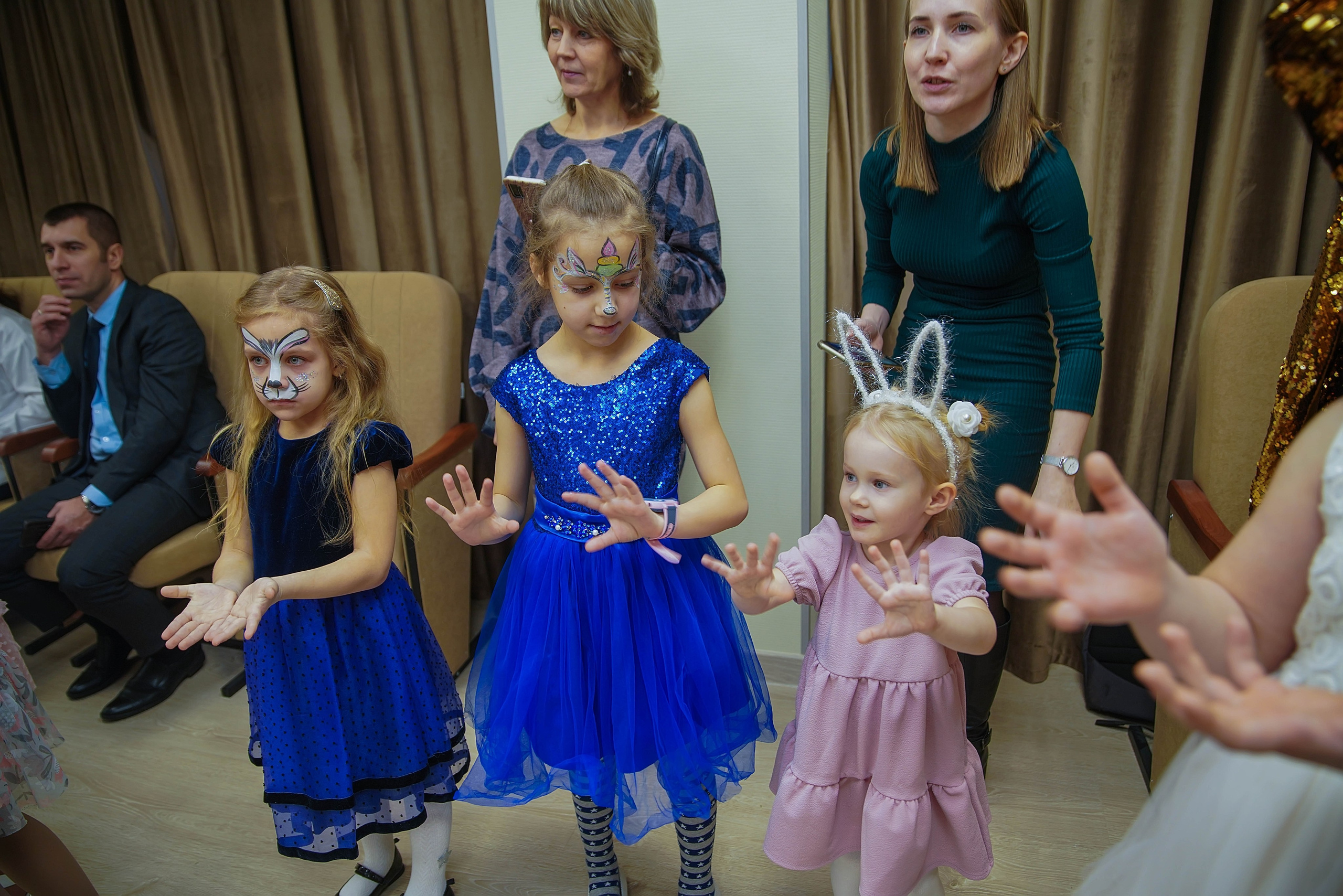 Елка НБД банк. Семейный и детский фотограф в Нижнем Новгороде