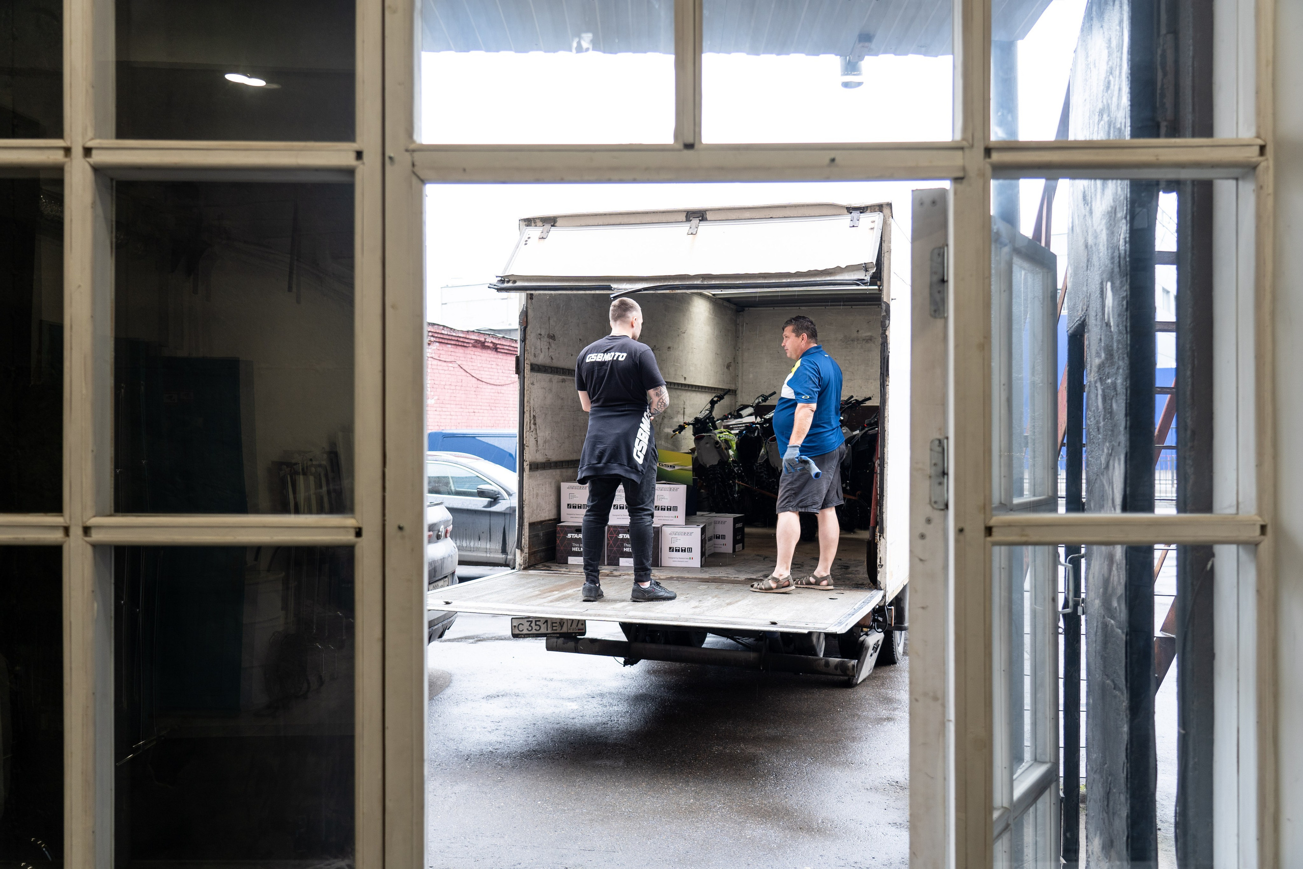 Фото для маркет плейсов. Каталожная и промышленная съемка в Москве Александр Плонский