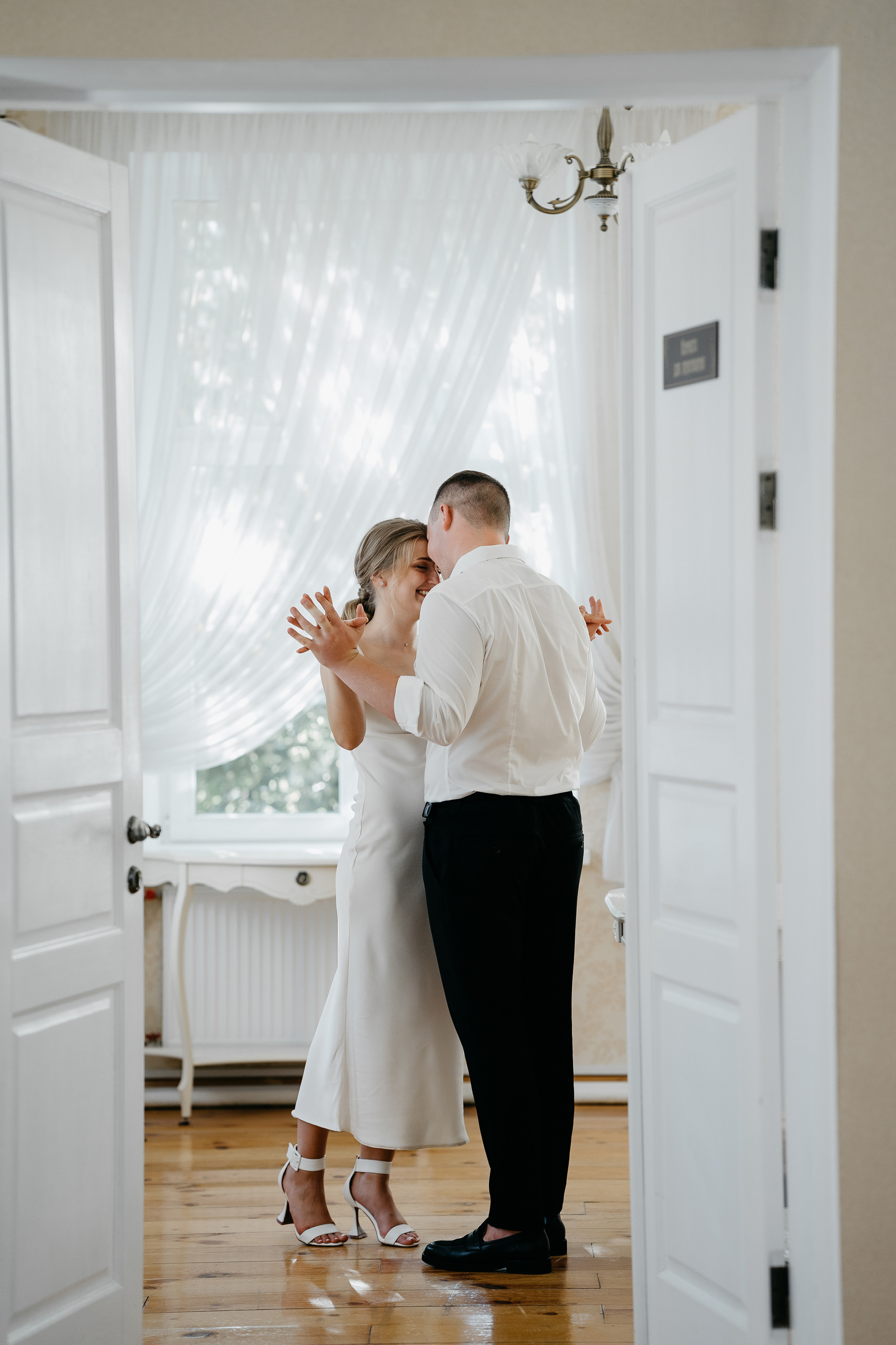 АРТЕМ & НАТАЛЬЯ | LOVE-STORY. Свадебный и семейный фотограф Юлия Грибанова +7 909-133-66-33