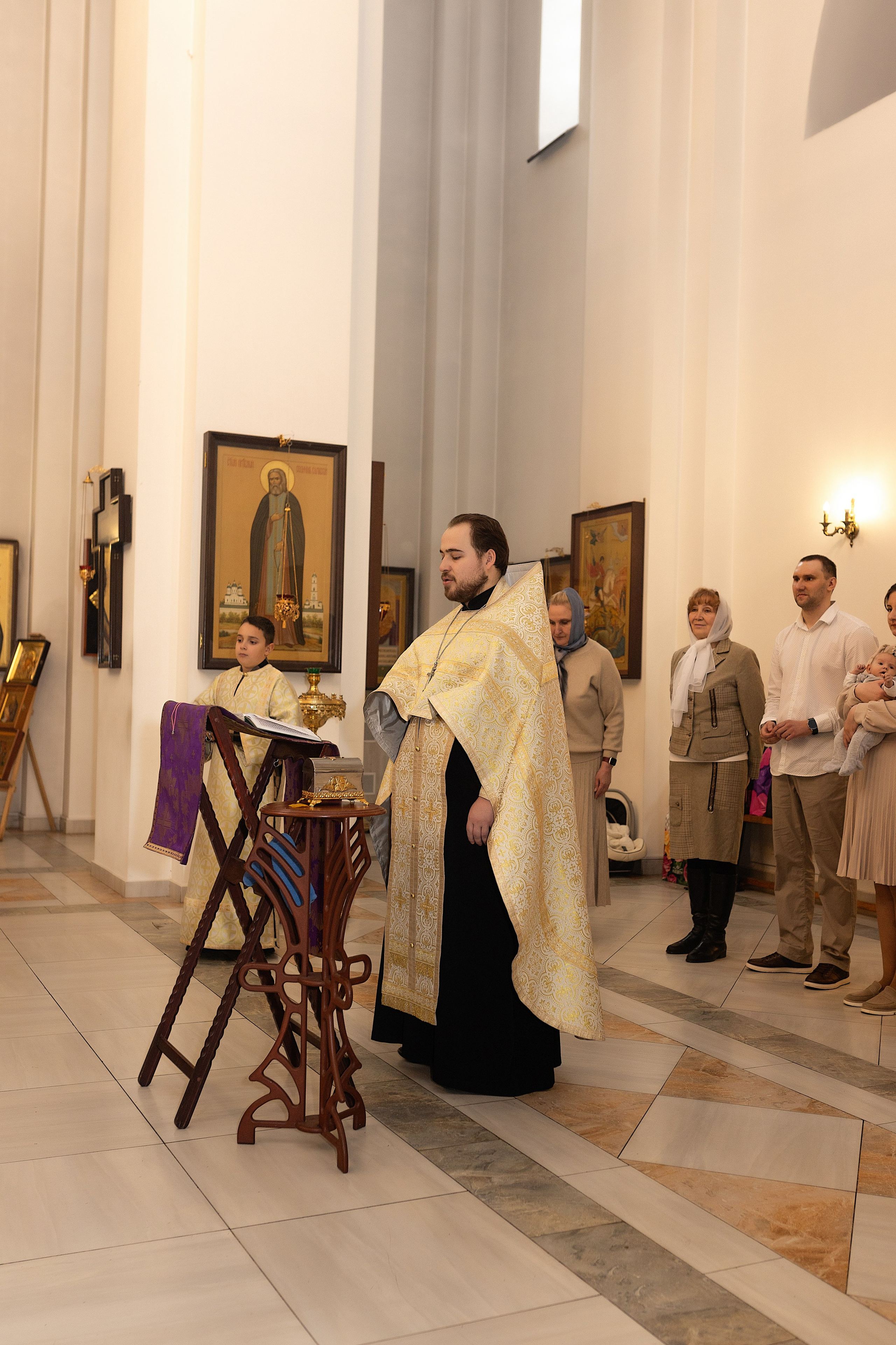Таинство крещения Алисы. Фотограф в Железнодорожном и Балашихе