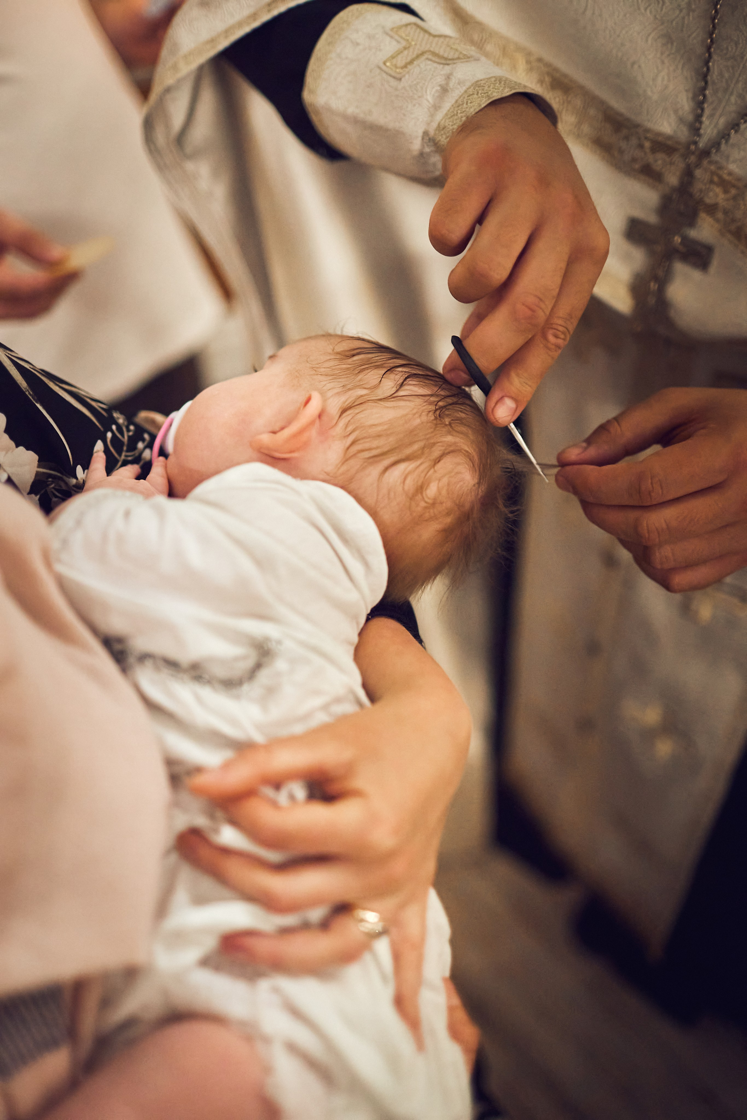 Таинство Крещения. Фотограф Москва|Ясенево Яна Новокрещенных
