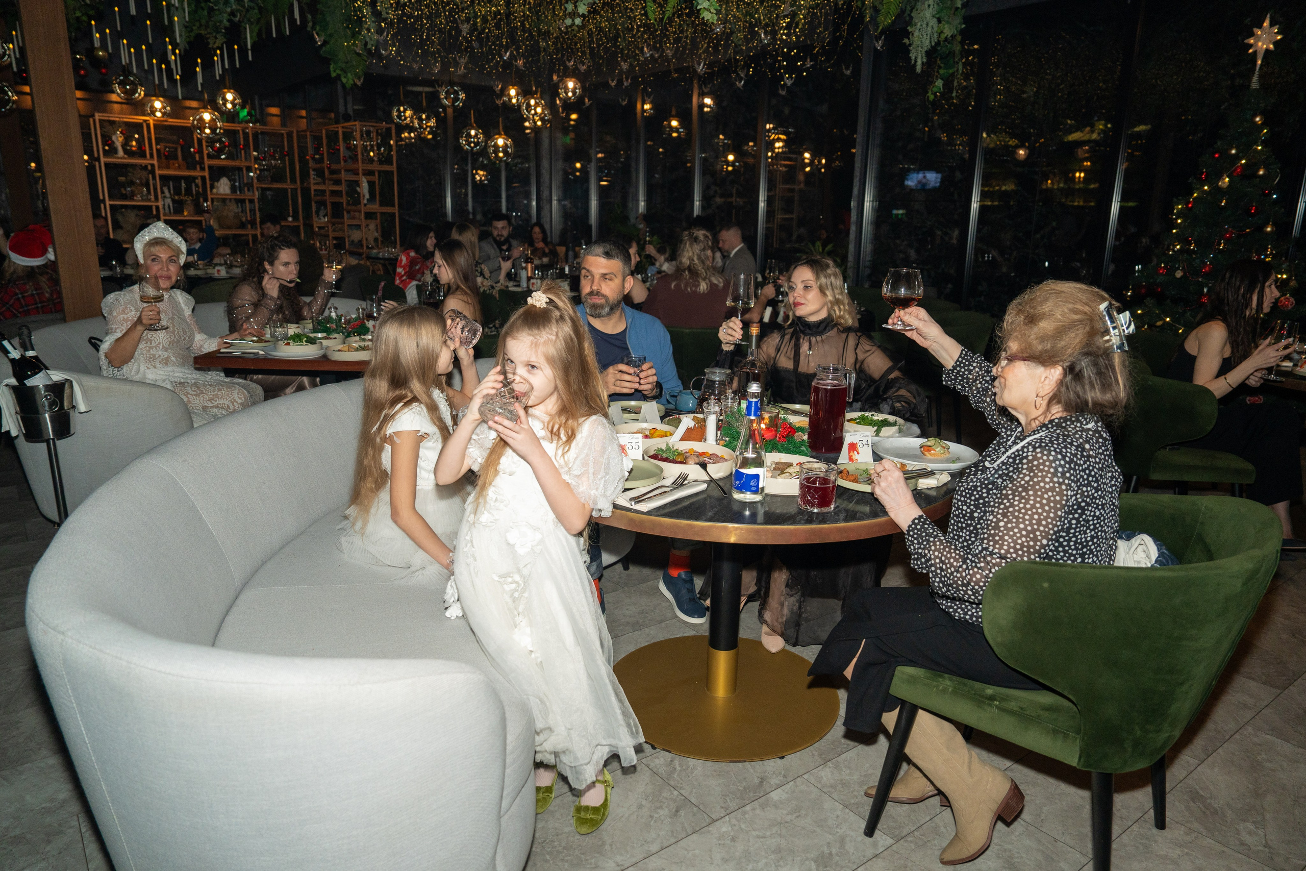 RS NYEAR2026. Репортажный фотограф в Красной Поляне и Сочи Павлюченко Екатерина