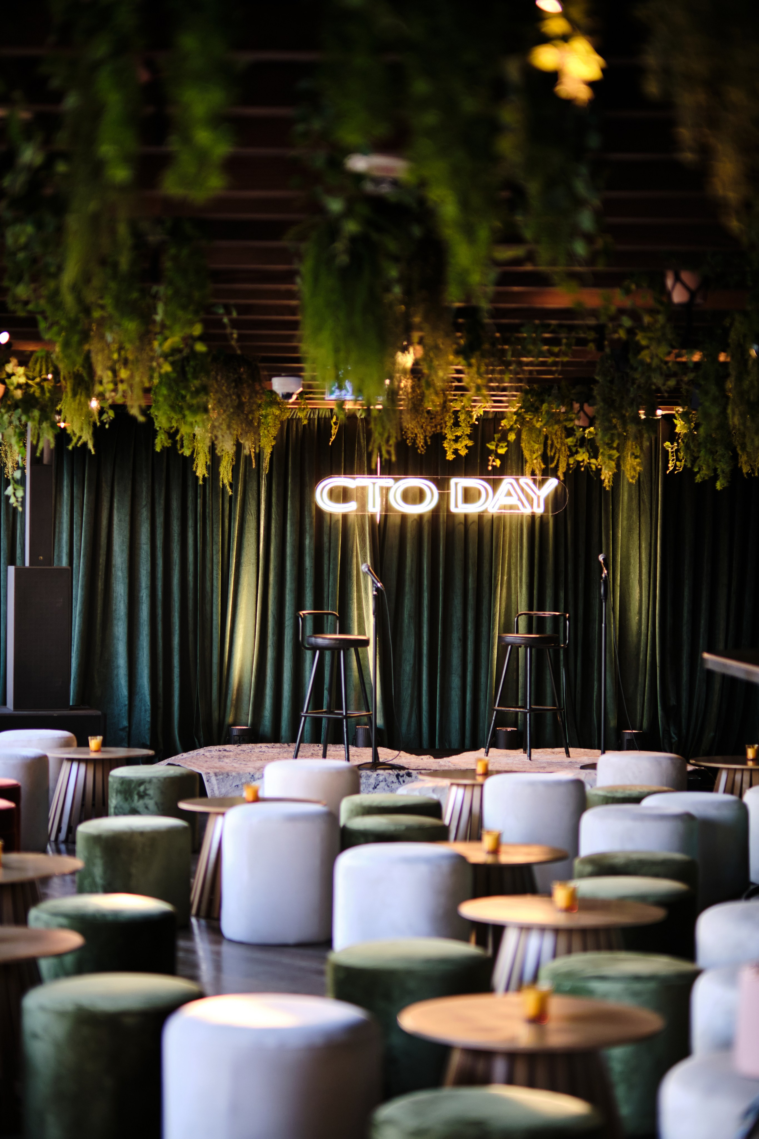 Яндекс ивент в Дубае. Коммерческий, репортажный фотограф в Москве Лейла Мару