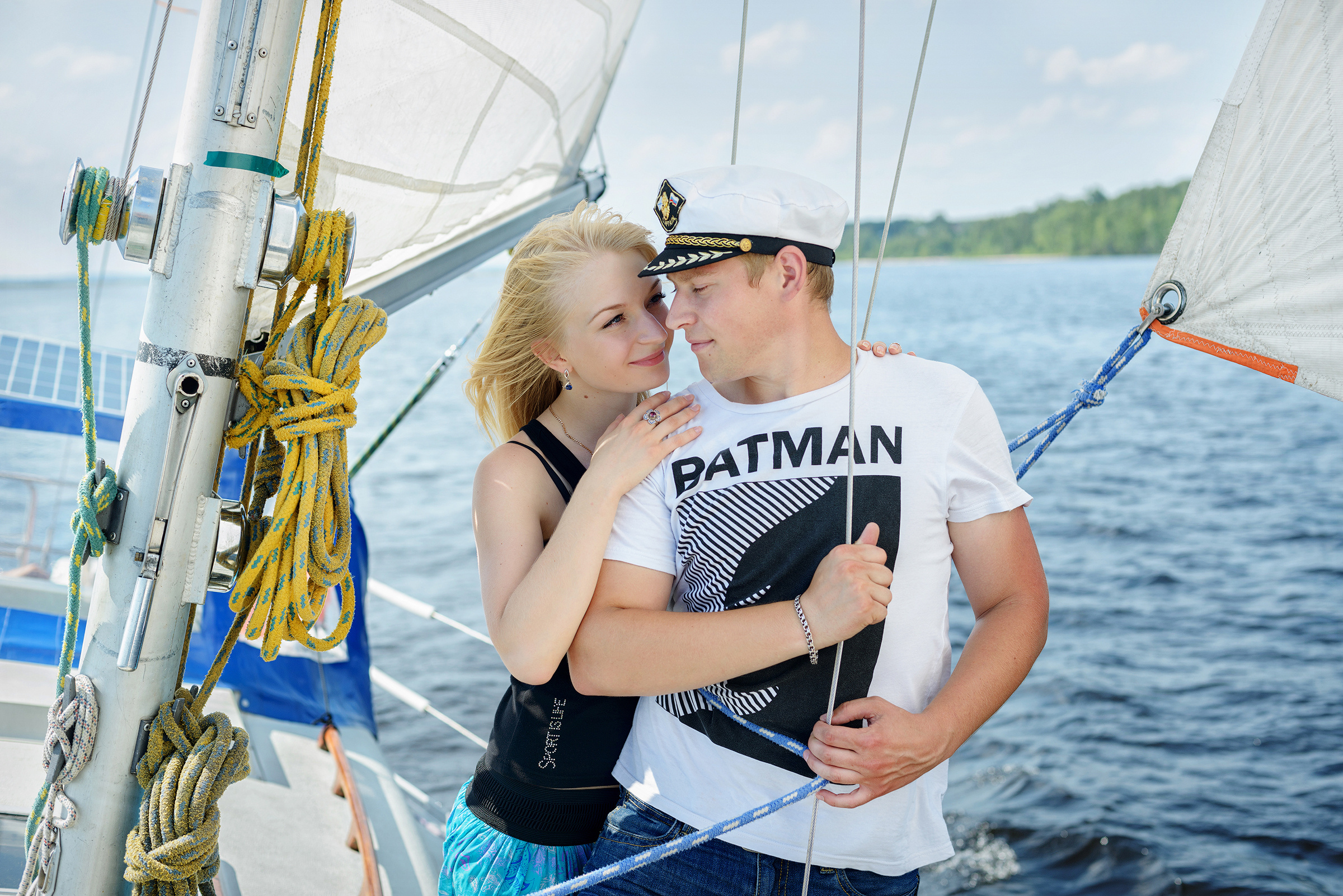 Предсвадебная фотосессия на яхте