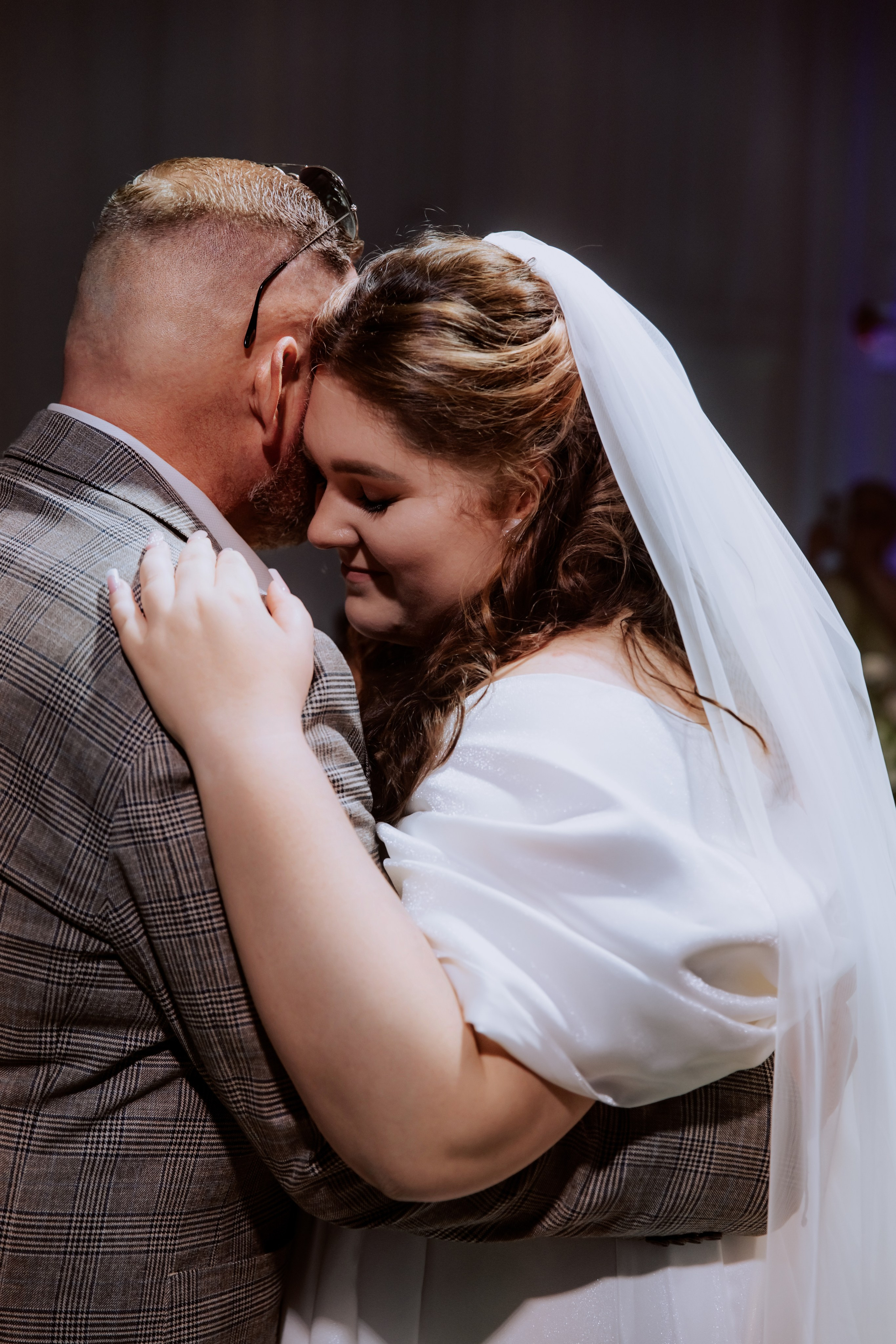 Андрей и Анастасия. Фотограф, который снимает любовь в Санкт-Петербурге и Череповце