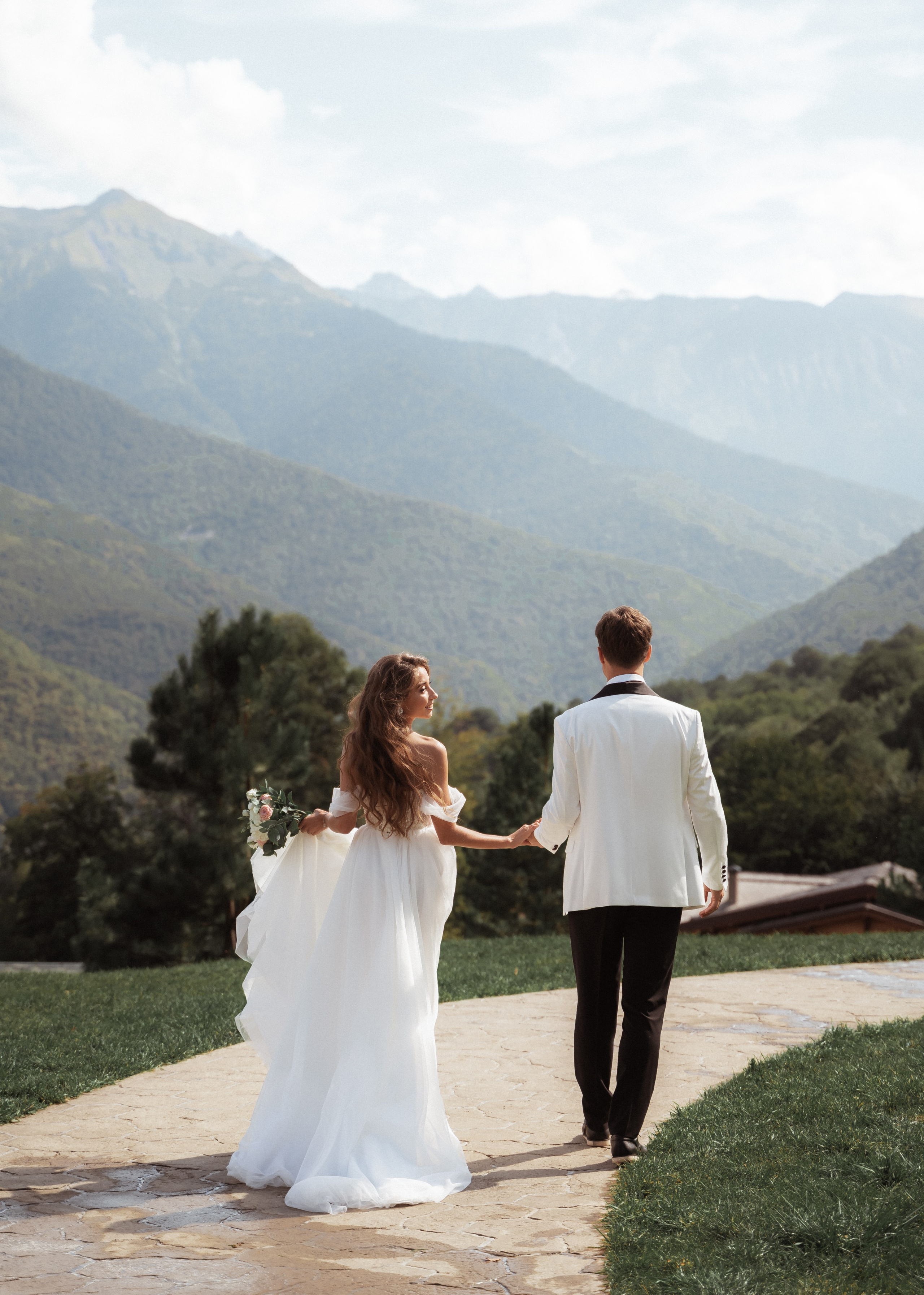 Свадебная фотосессия в Красной Поляне. Фотограф на Пхукете Максим