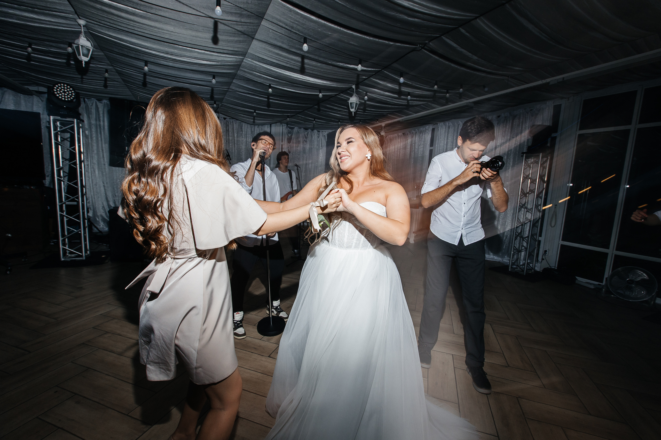 Александра и Артём 2022. Свадебный и портретный фотограф Алина Иванова. Екатеринбург-Москва