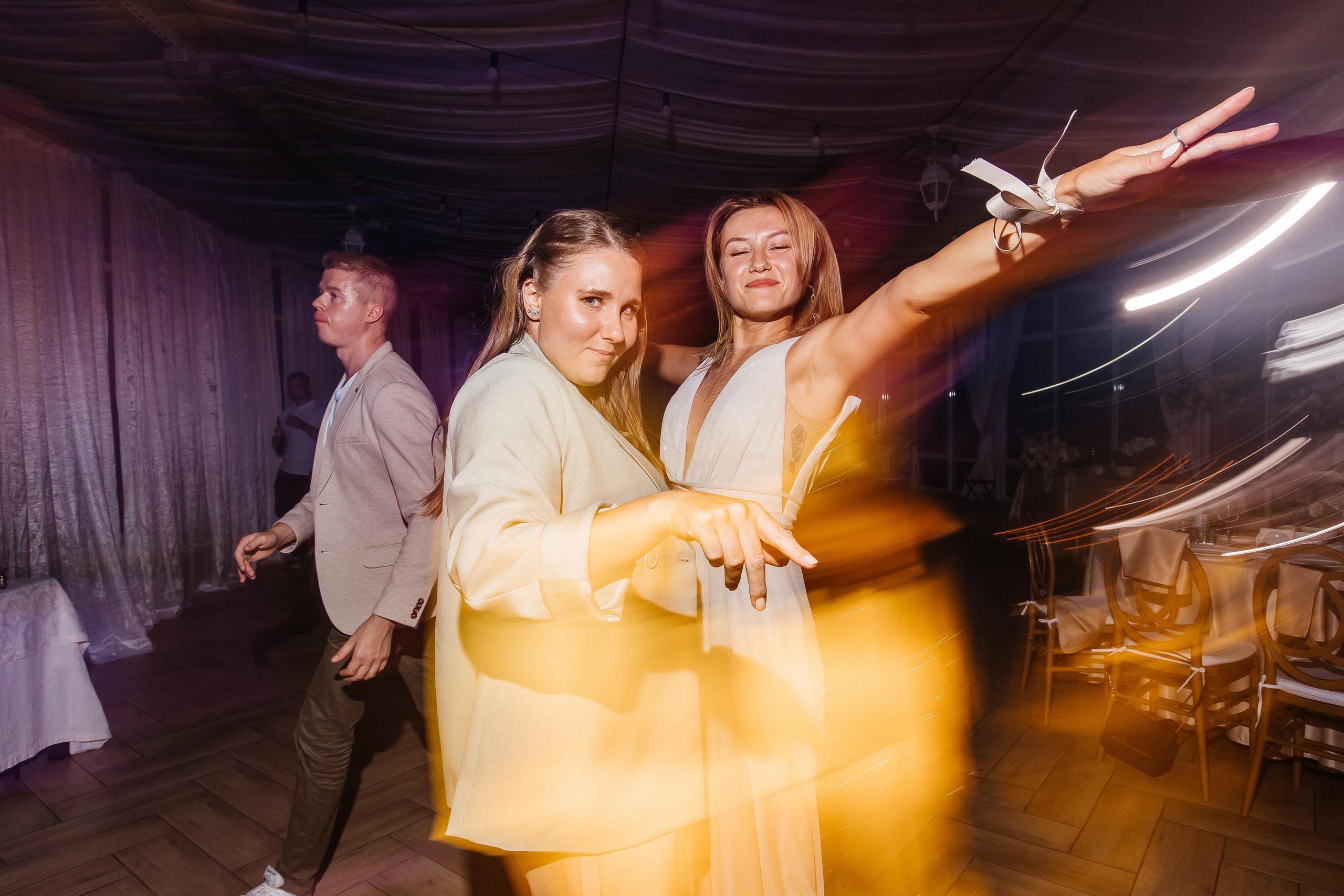 Александра и Артём 2022. Свадебный и портретный фотограф Алина Иванова. Екатеринбург-Москва