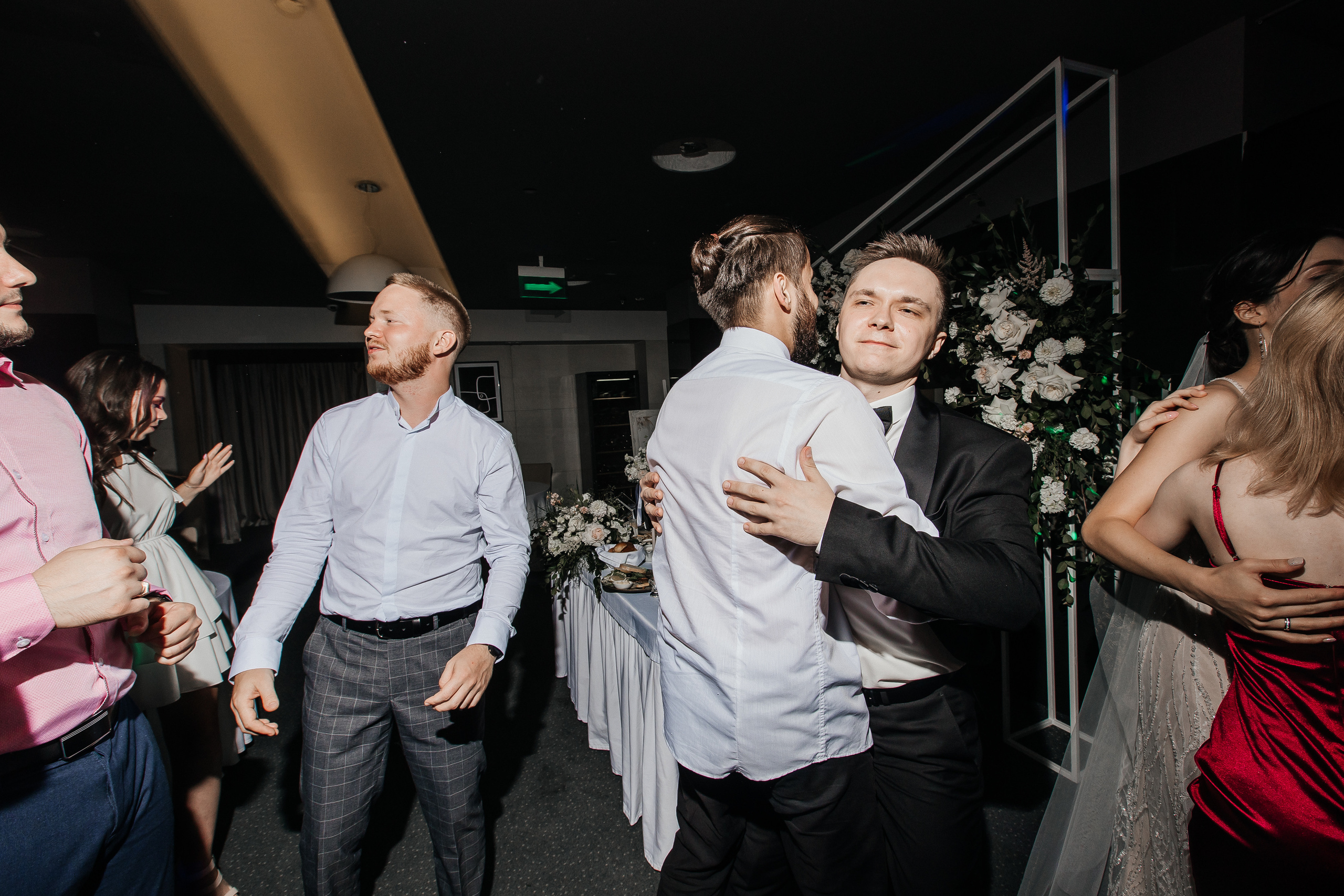 Вероника и Женя 2022. Свадебный и портретный фотограф Алина Иванова. Екатеринбург-Москва