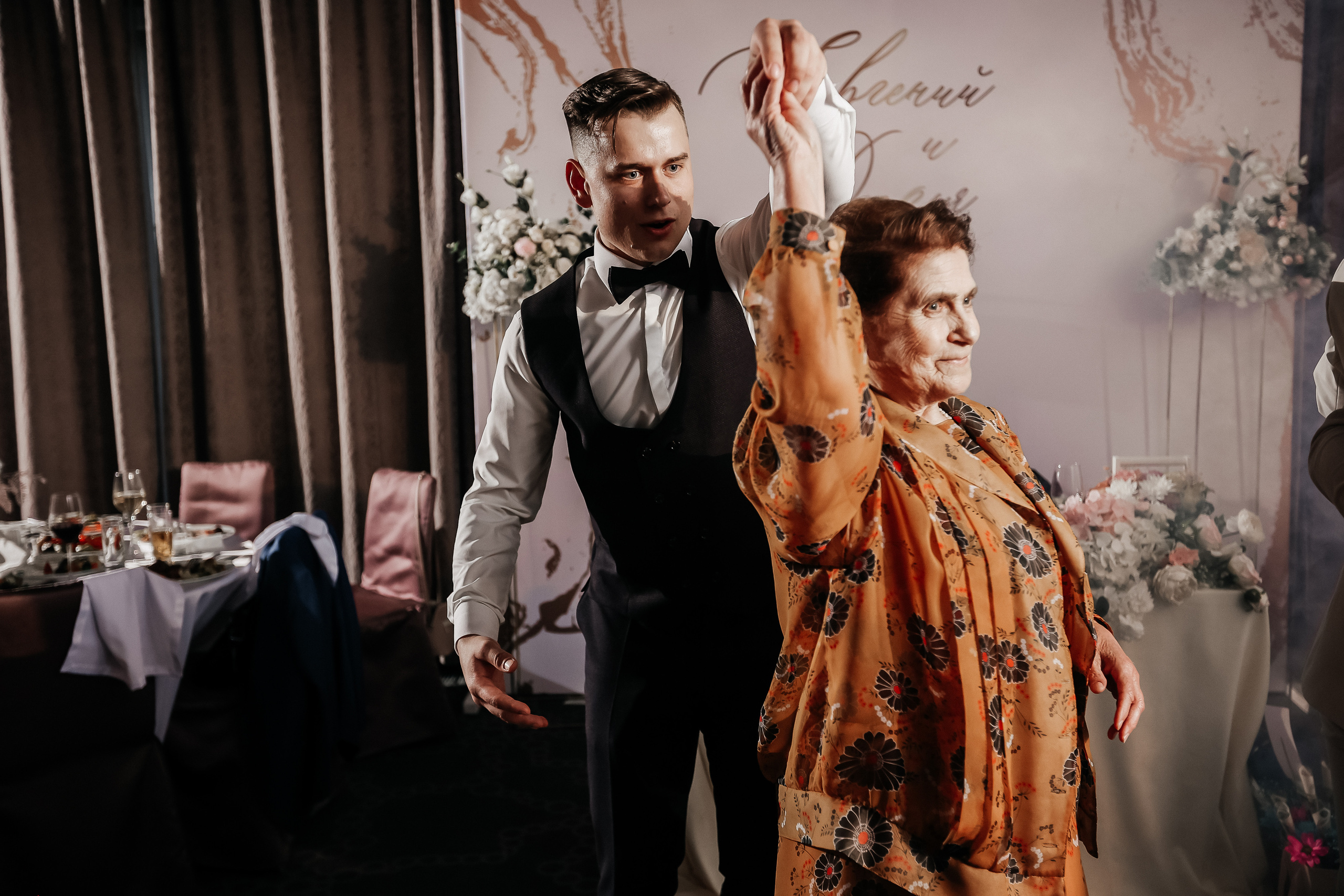 Даша и Женя 2022. Свадебный и портретный фотограф Алина Иванова. Екатеринбург-Москва