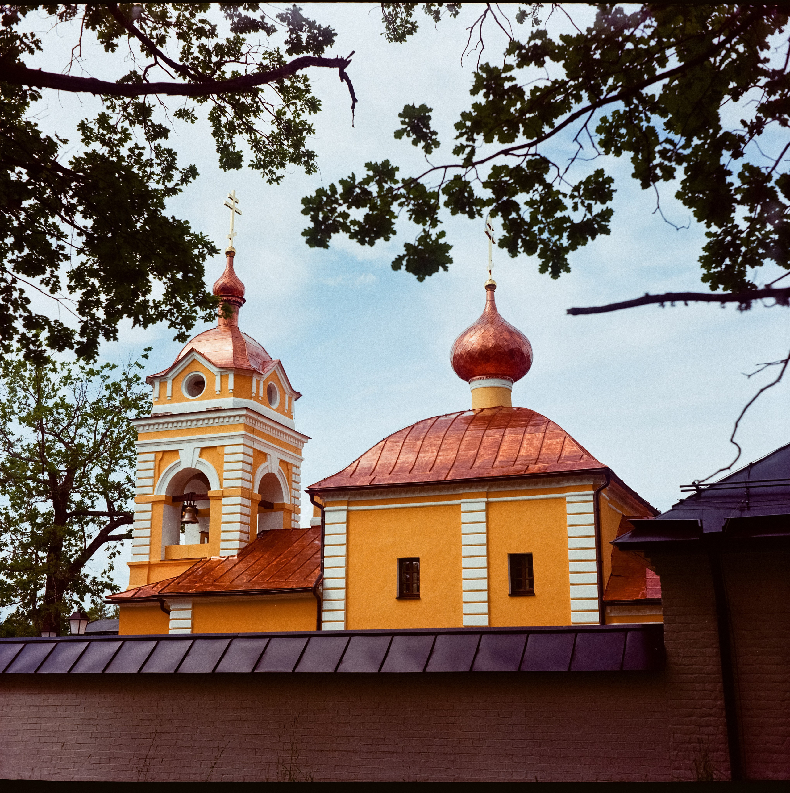 Коневский монастырь / Kodak Ektar 100 (просрочка) / Super Fujica-6