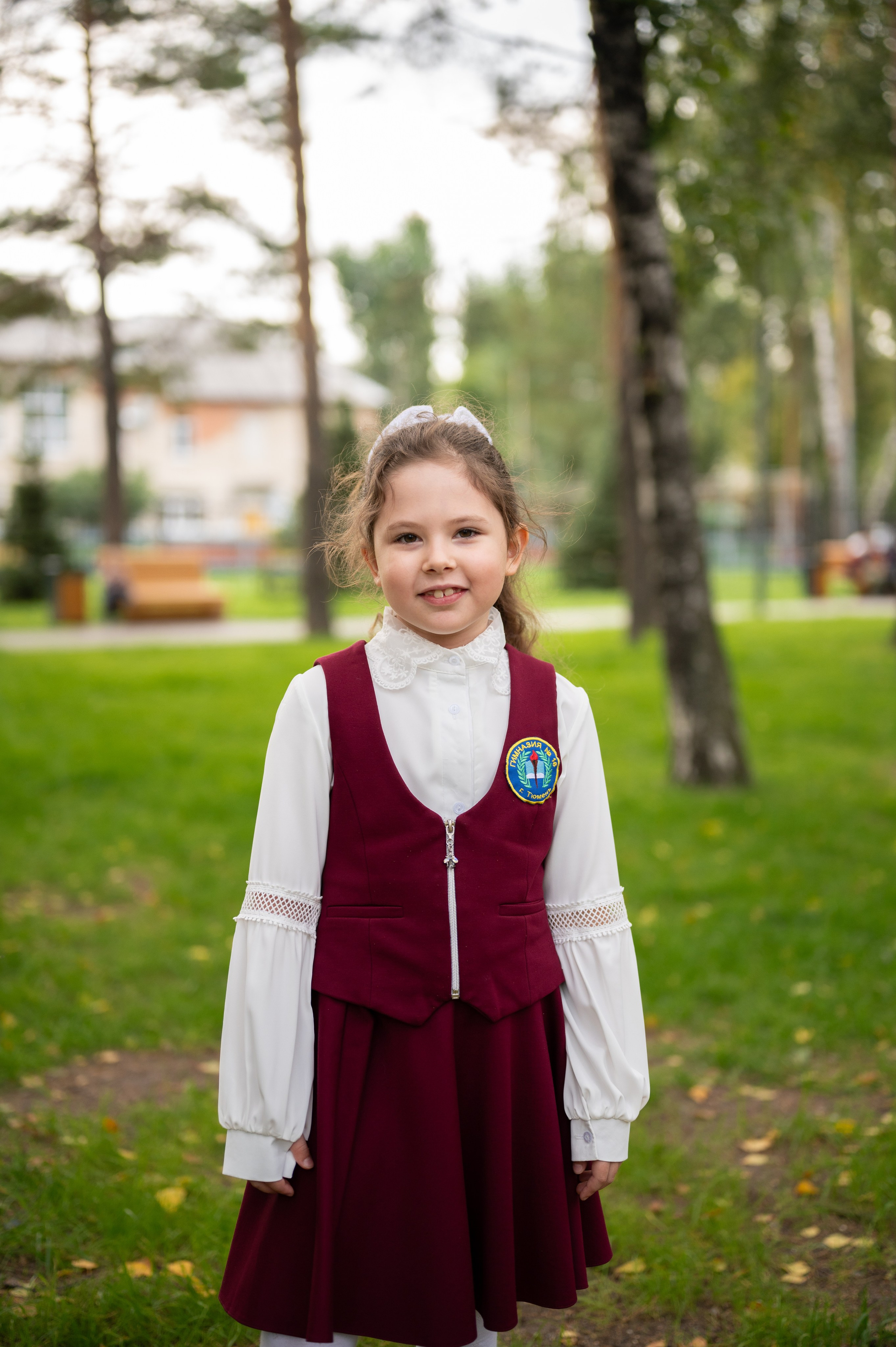 1 сентября 16 гимназия 2 класс (линейка + в классе+ на улице). Фотограф новорожденных, семейный детский в Тюмени Татьяна Морозова