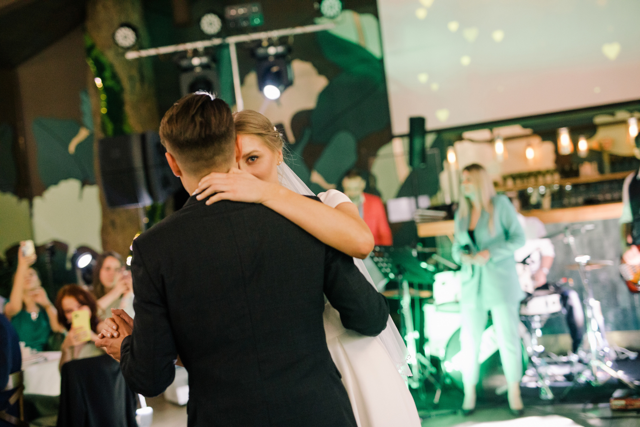 Повод круто потусить. Свадебный фотограф в Калуге Алексей Климов