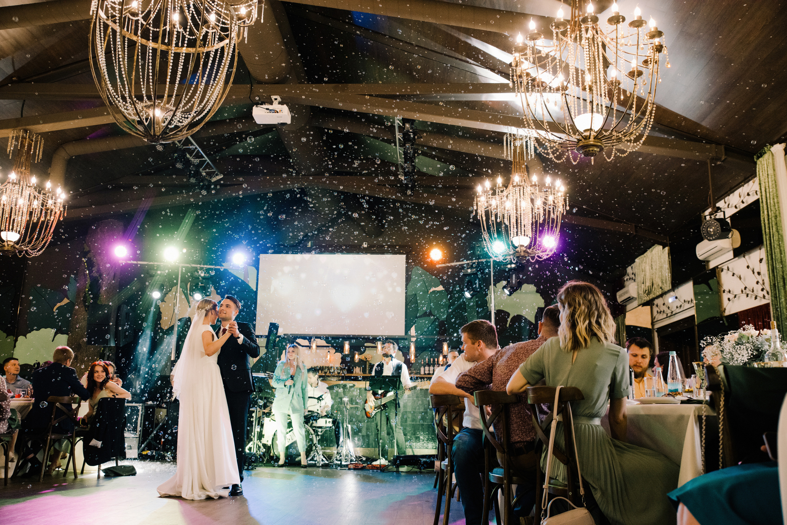 Повод круто потусить. Свадебный фотограф в Калуге Алексей Климов