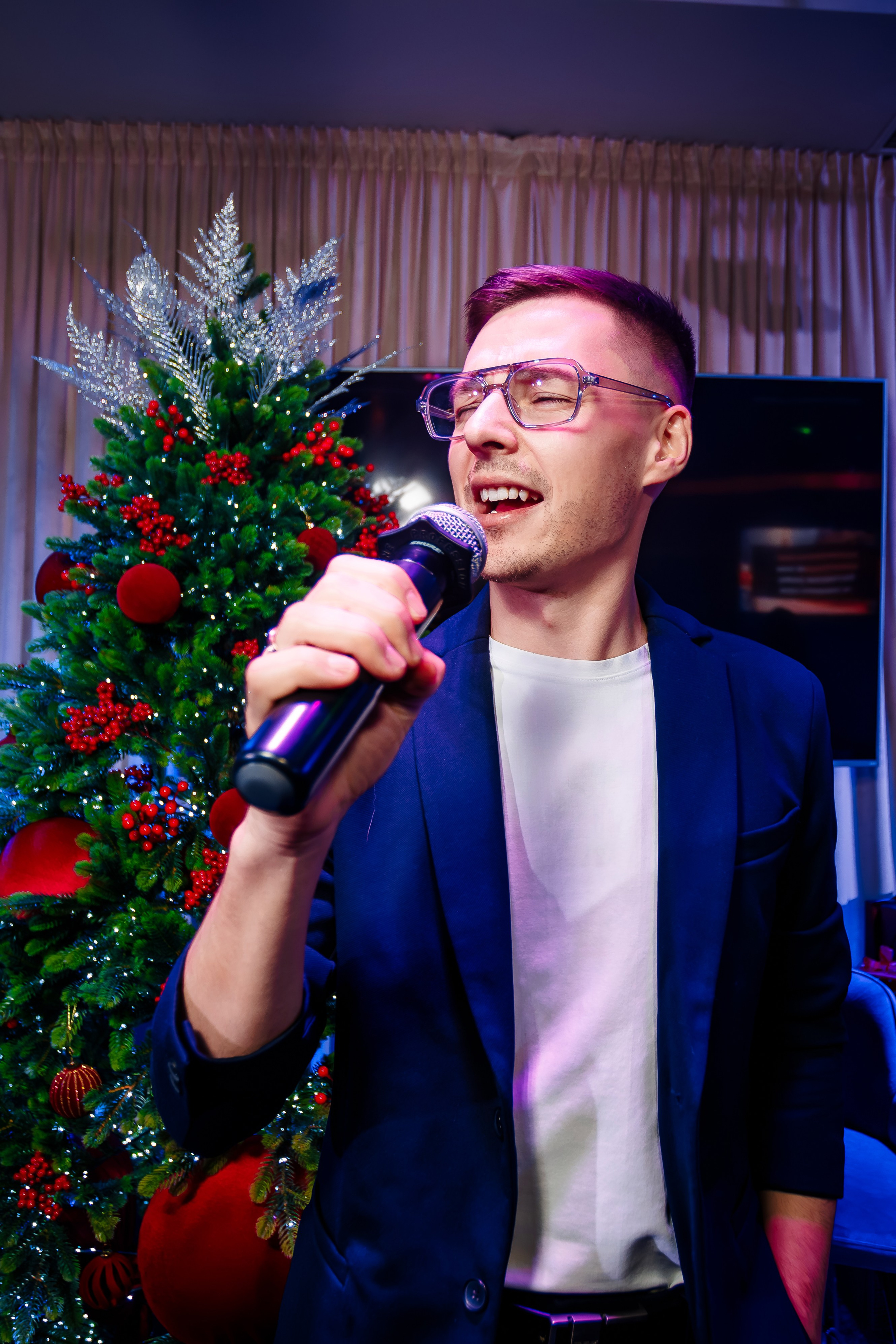 Вечеринка в караоке клубе «IMPERIAL JOY"_Ялта_27.12.2025. Аминов Руслан | Фотограф