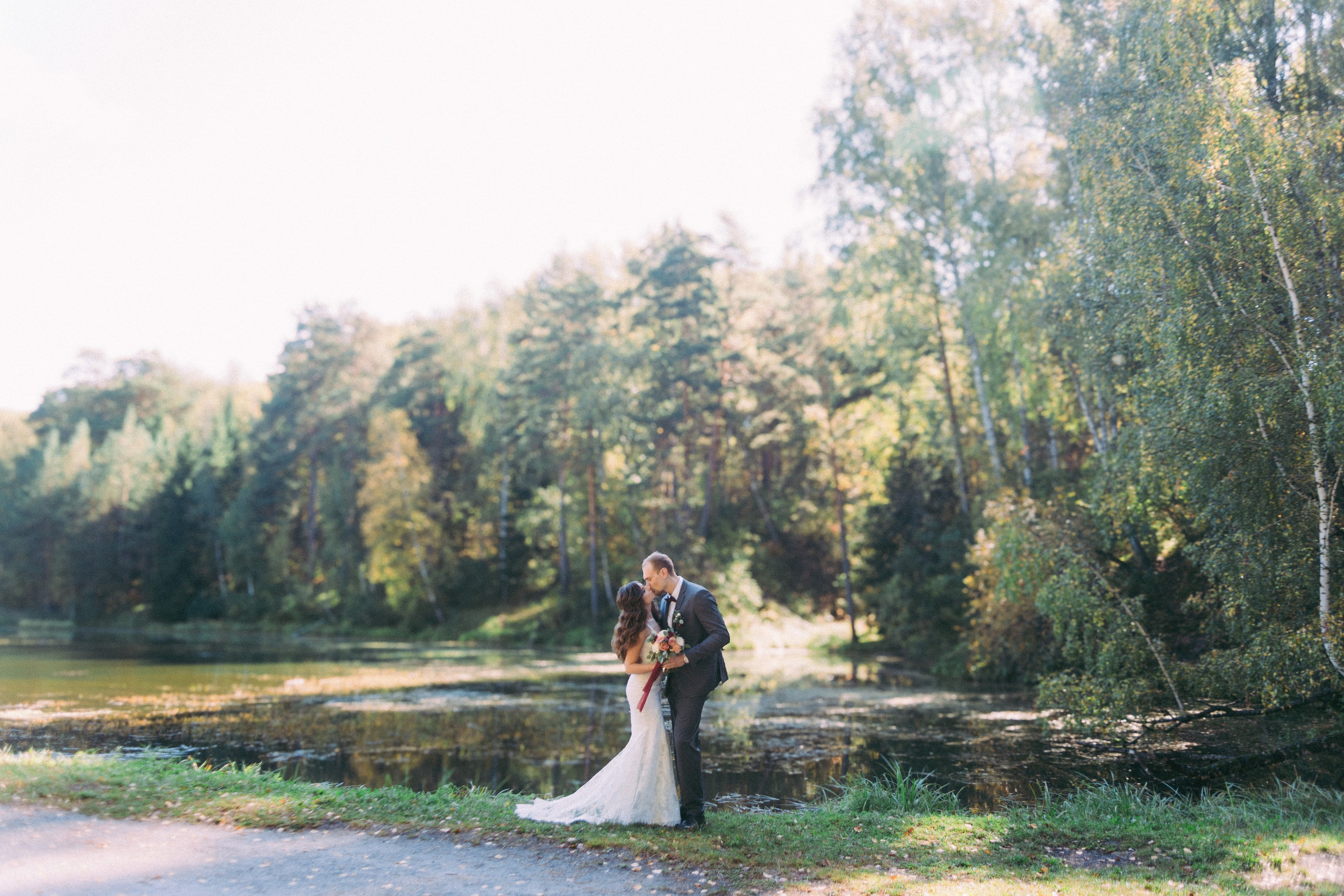 Солнце, яблоки и лодка. Фотограф Серафим Крюков