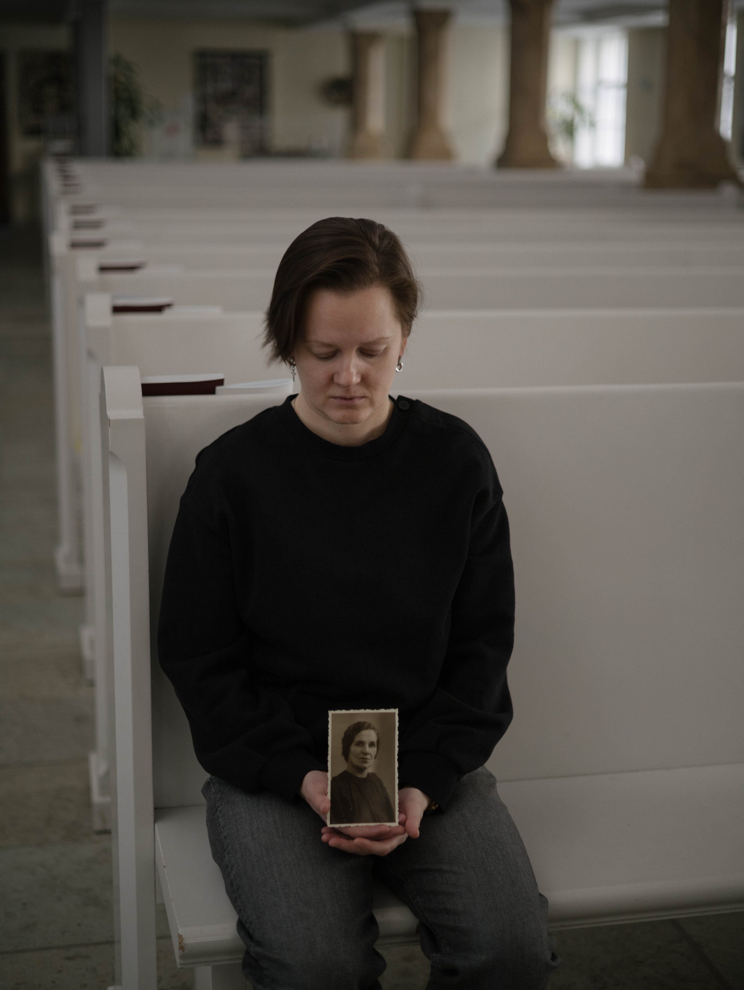 Ингрия. Marina Kuzmina is a photography and video artist