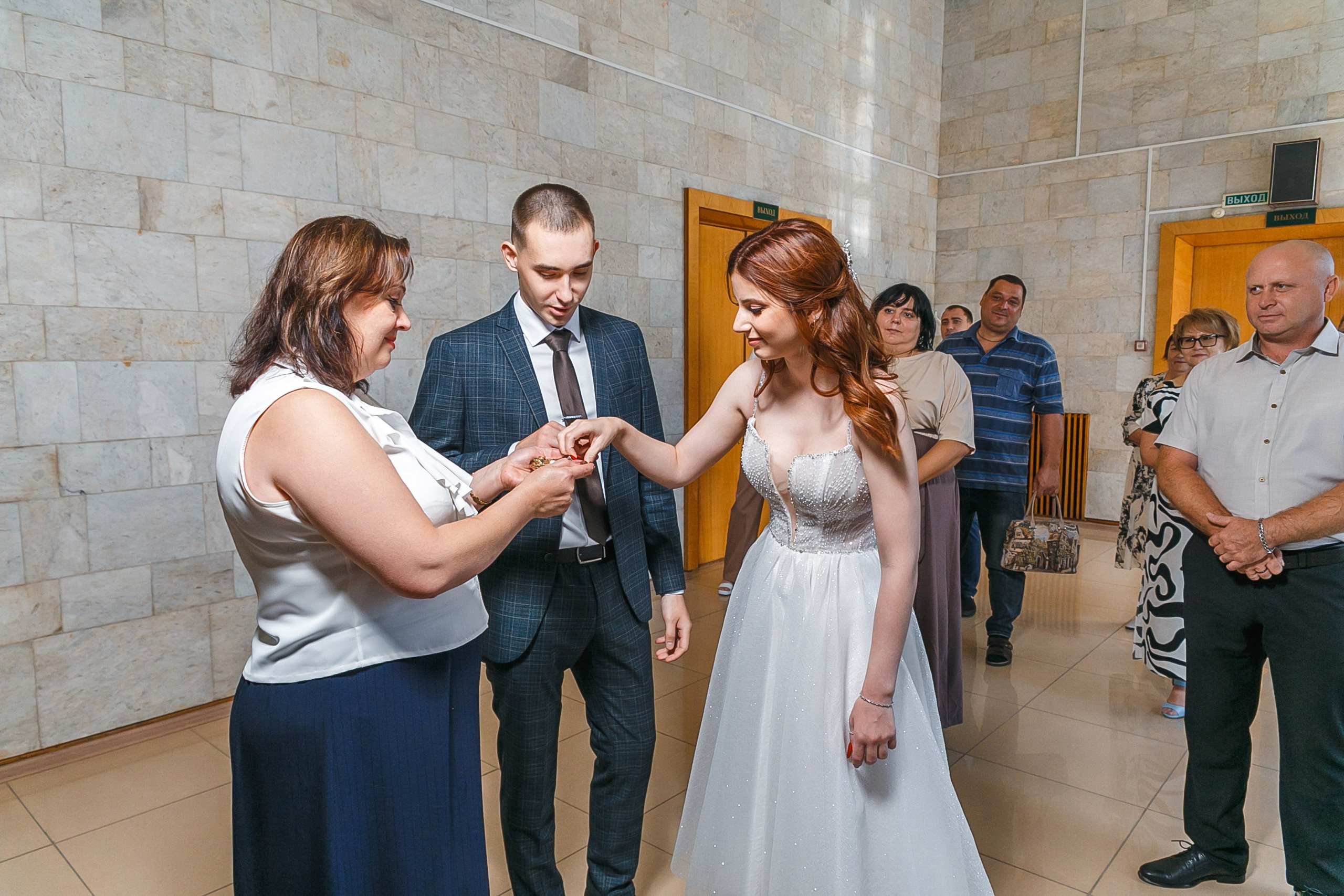 Марина и Даниил поженились. Событийный фотограф Максим Бескоровайновнов