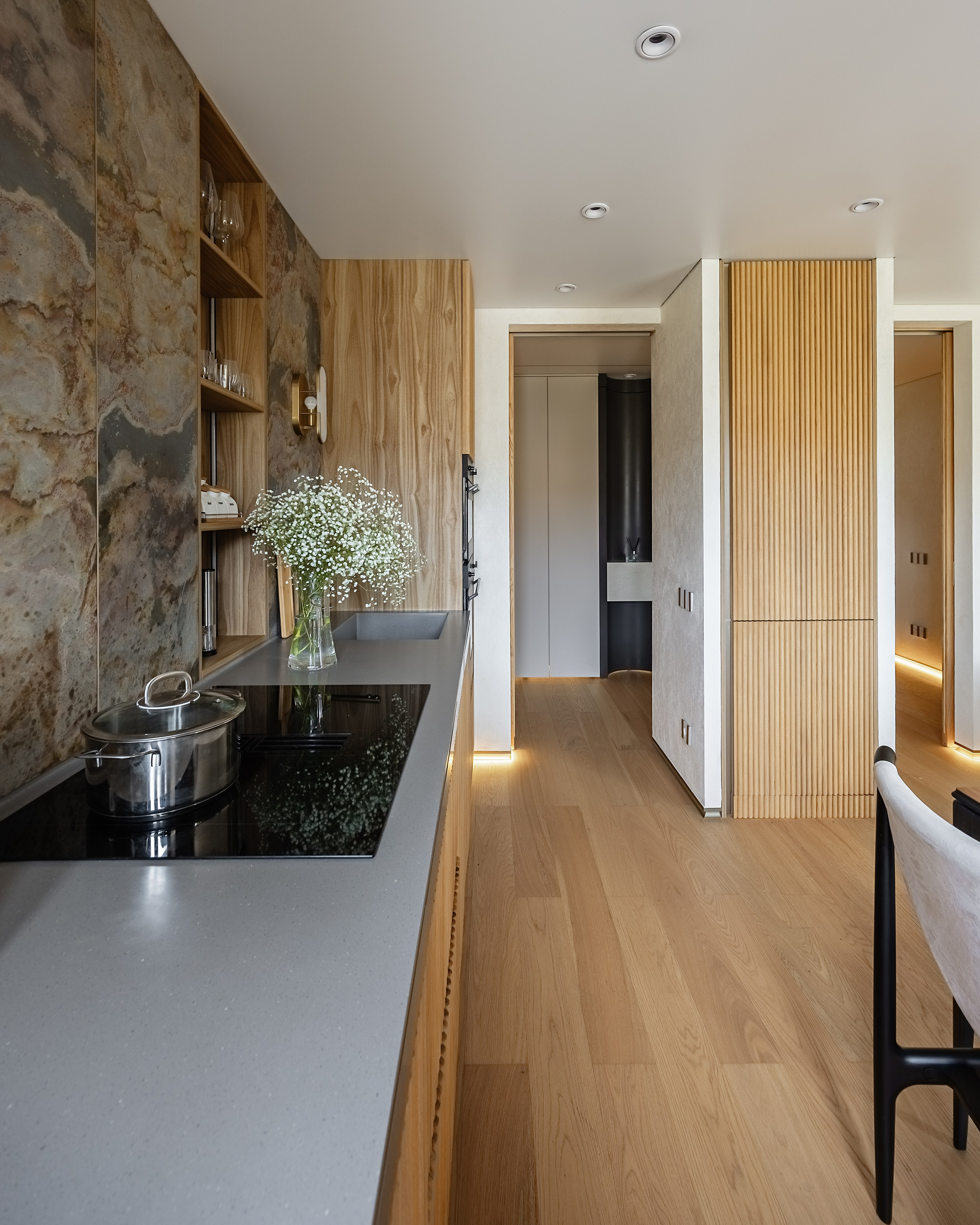 Гагарина. Фотограф и видеограф в Улан-Удэ: Аюна Габагуева и Артём Шаханов