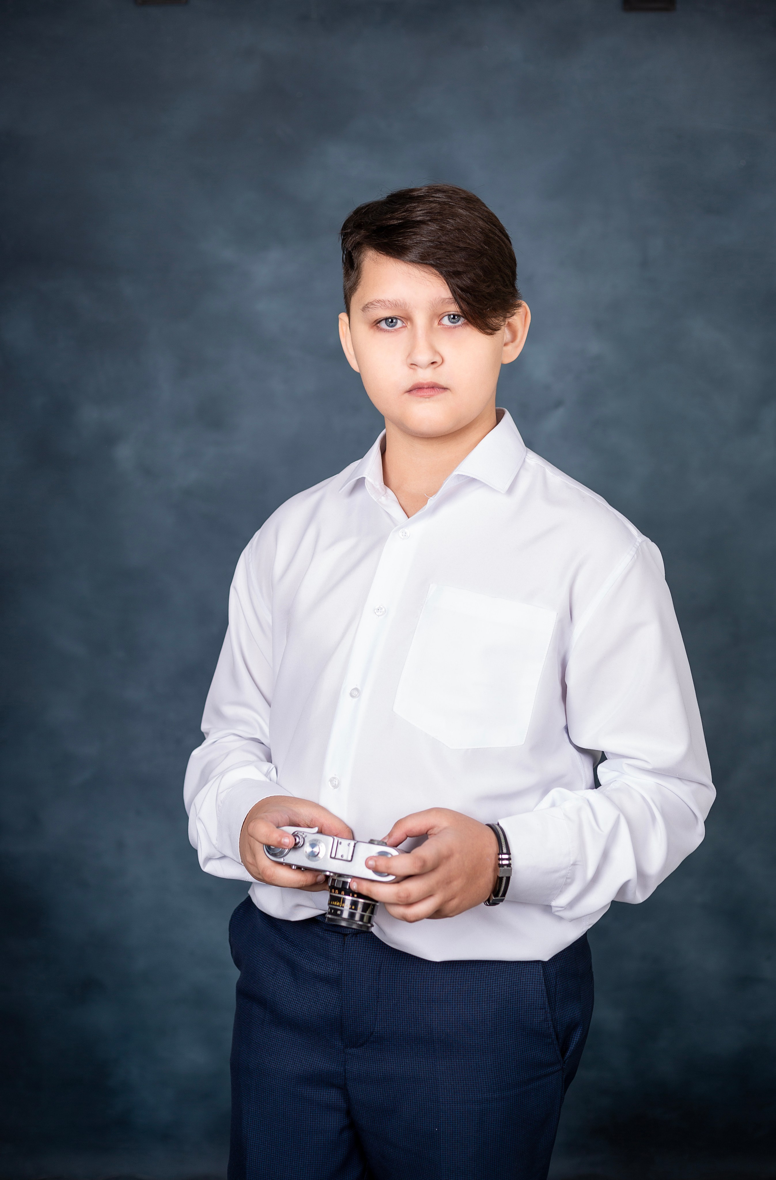 Портреты  — младшая школа (фоны, школа, улица). Выпускные альбомы Воронеж от Веры Соколовой