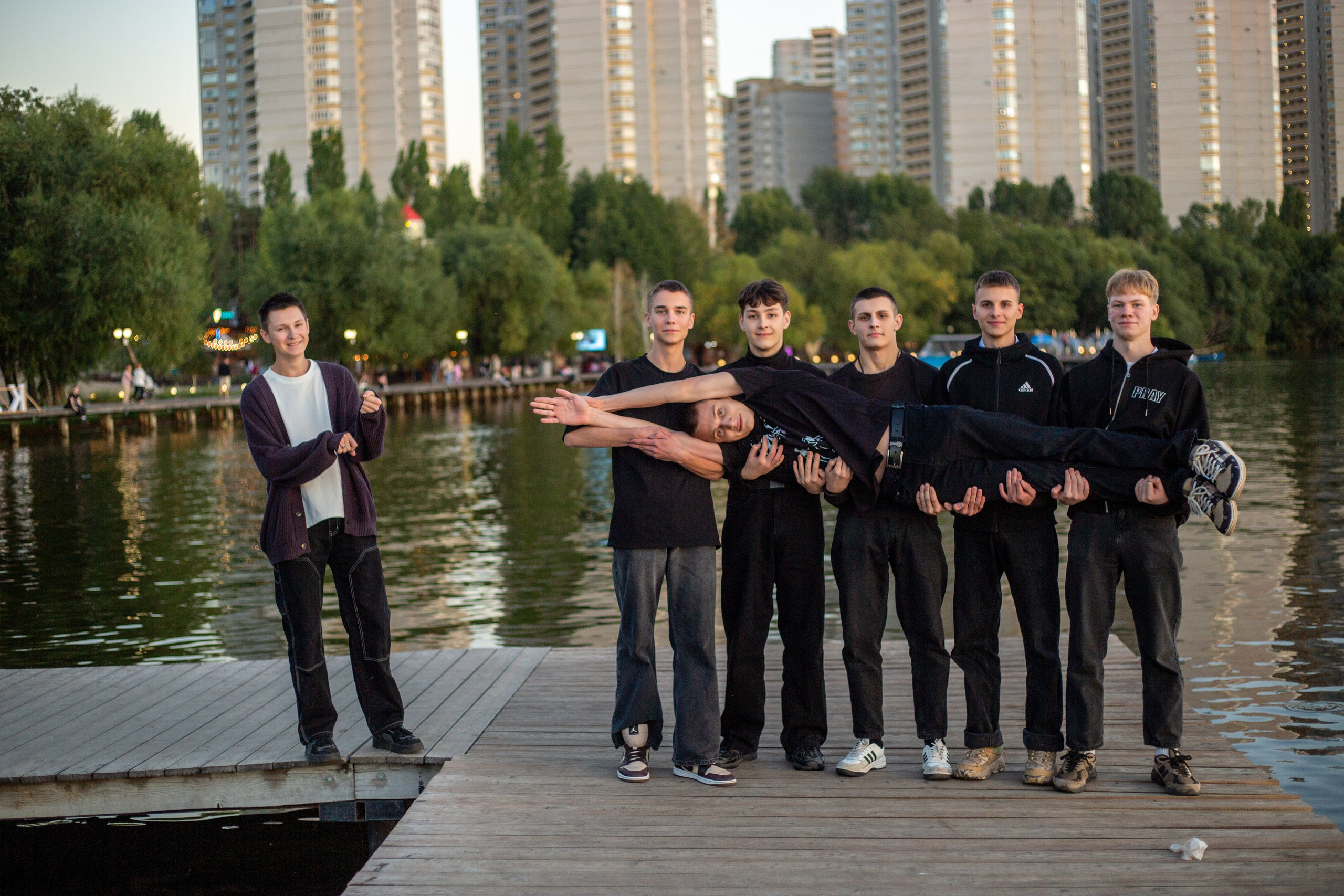 Прогулка. Выпускные альбомы Воронеж " СОКОЛ фото»