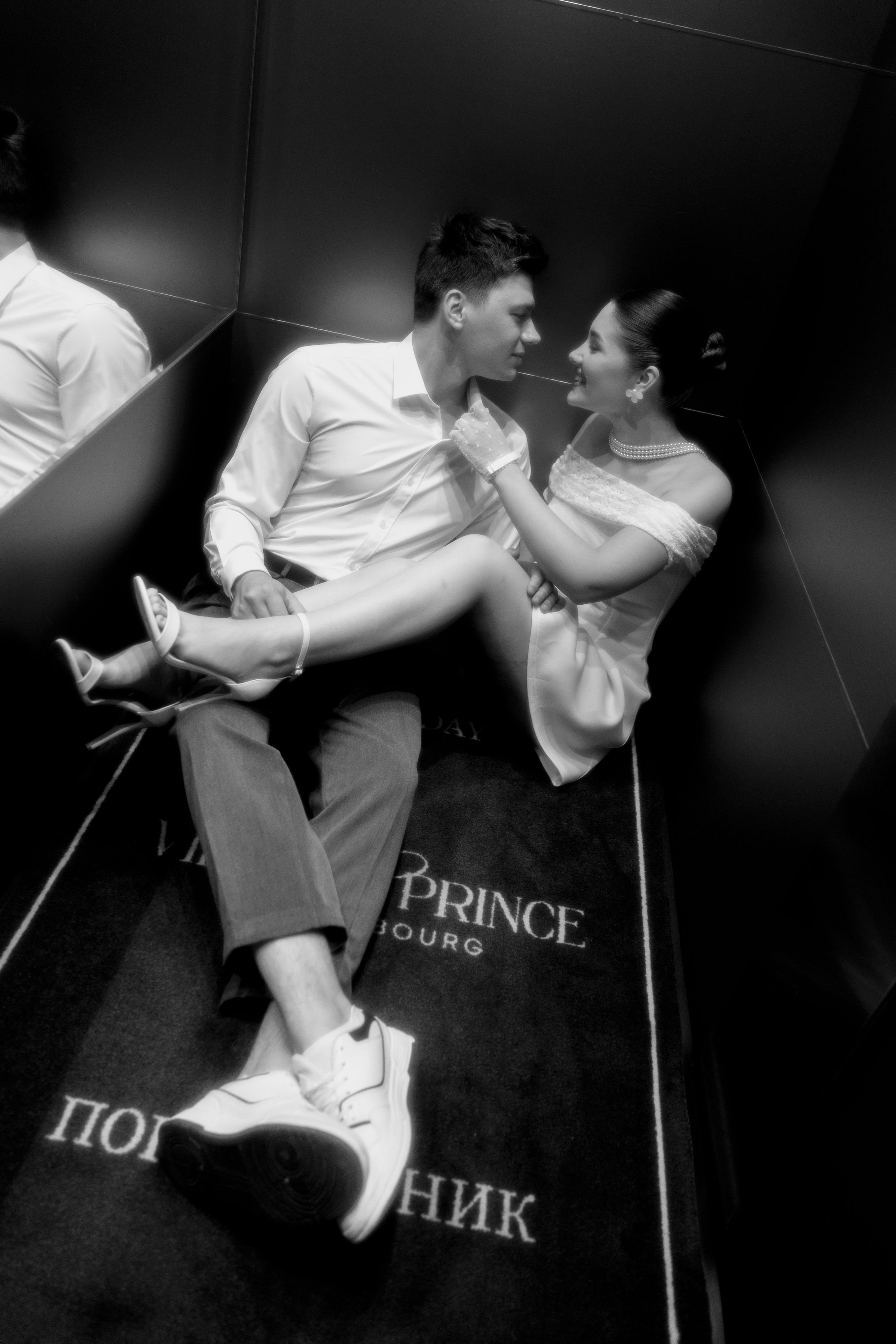 В особняке принца Ольденбургского. Fashion Фотограф в СПб Yana Kochkina