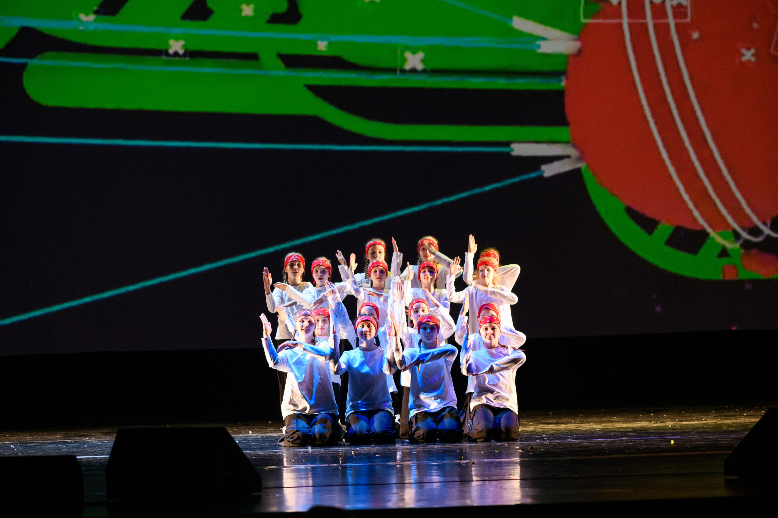 23 апреля, часть 2, БКЗ Октябрьский, г. Санкт-Петербург. Золотое яблочко