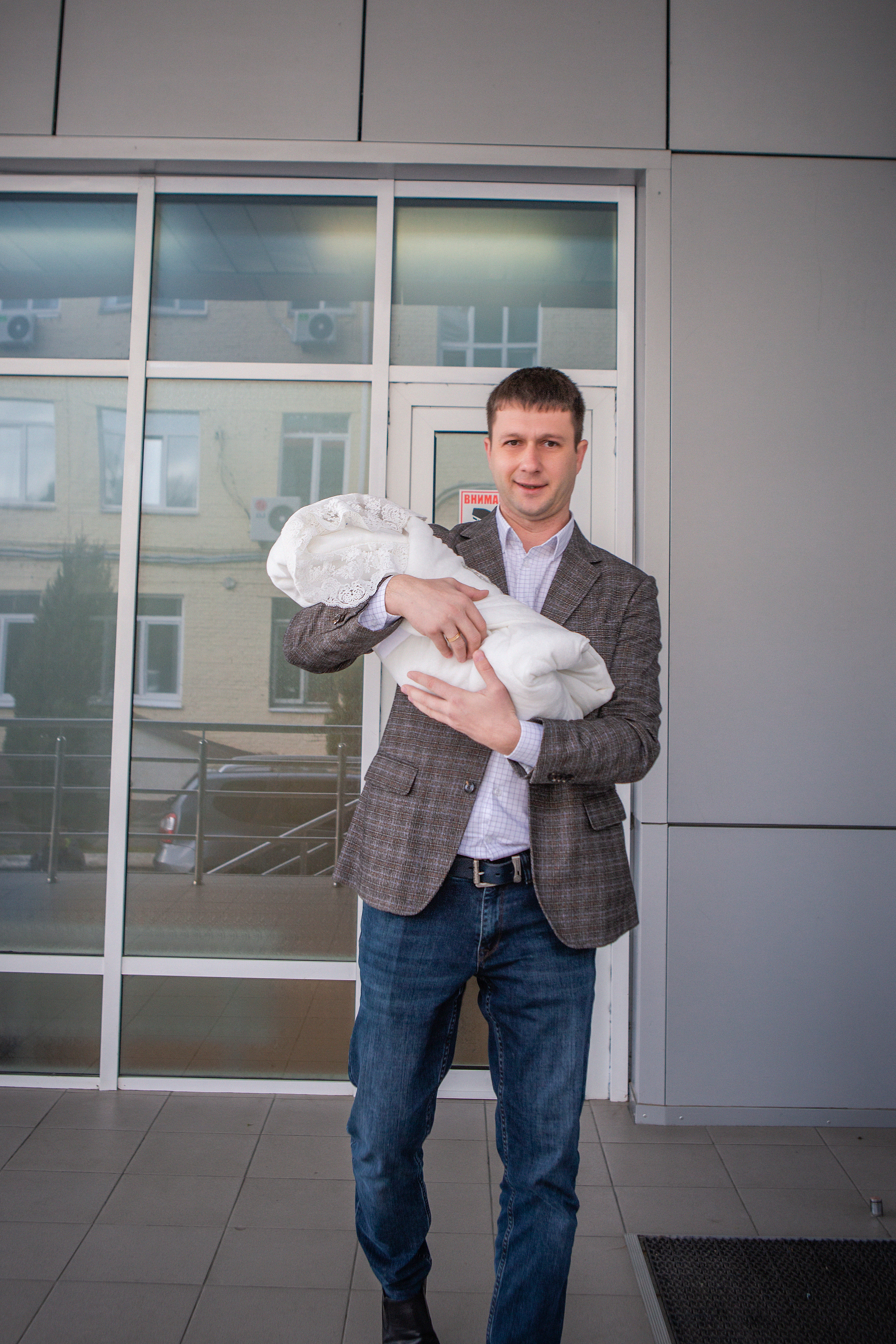 Выписки из роддома. Фотографы из Краснодара Мария и Максим Шевцовы