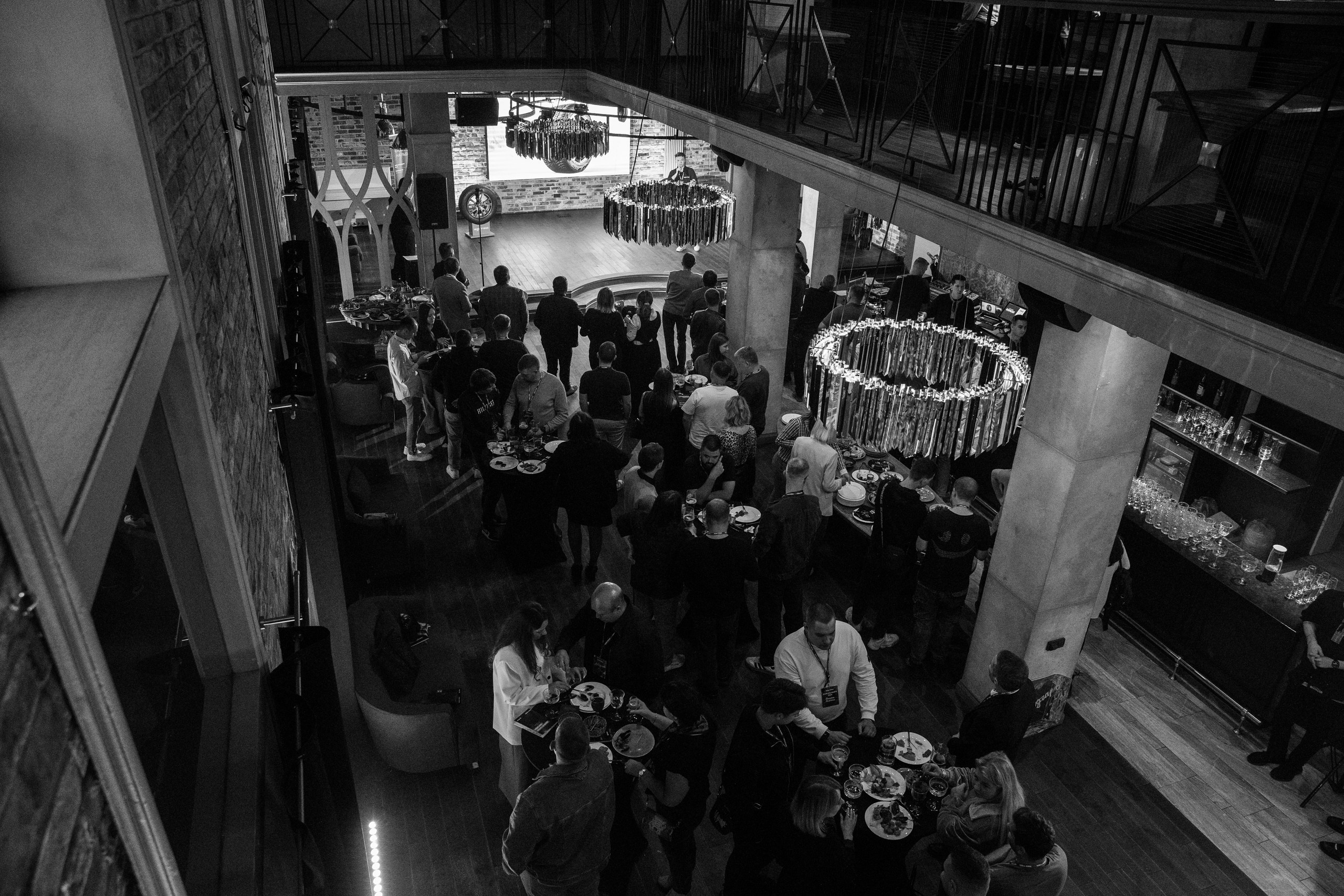 Презентация Ikon Tyres. Свадебный фотограф в Казани, РТ, РФ Миннуллин Динар