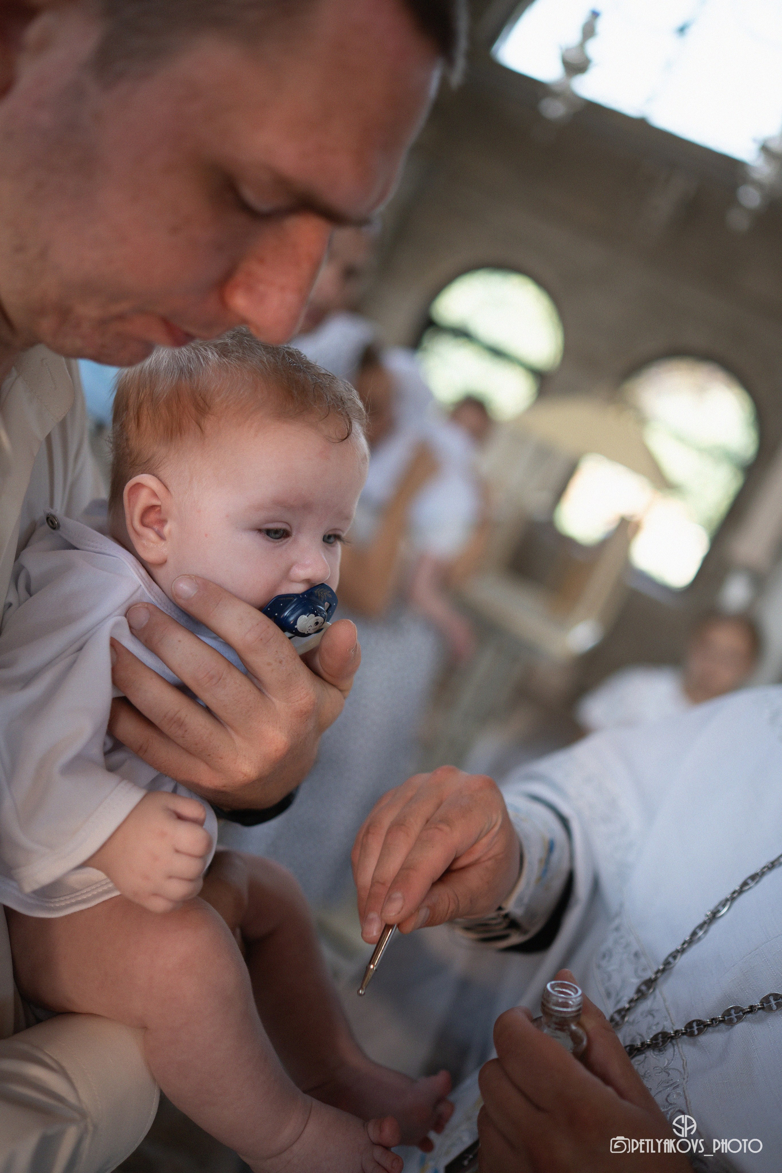 Таинство крещения Дмитрия и Николая. Фотограф, видеограф Пятигорск, Ставрополь, Ессентуки, Petlyakovs_photo