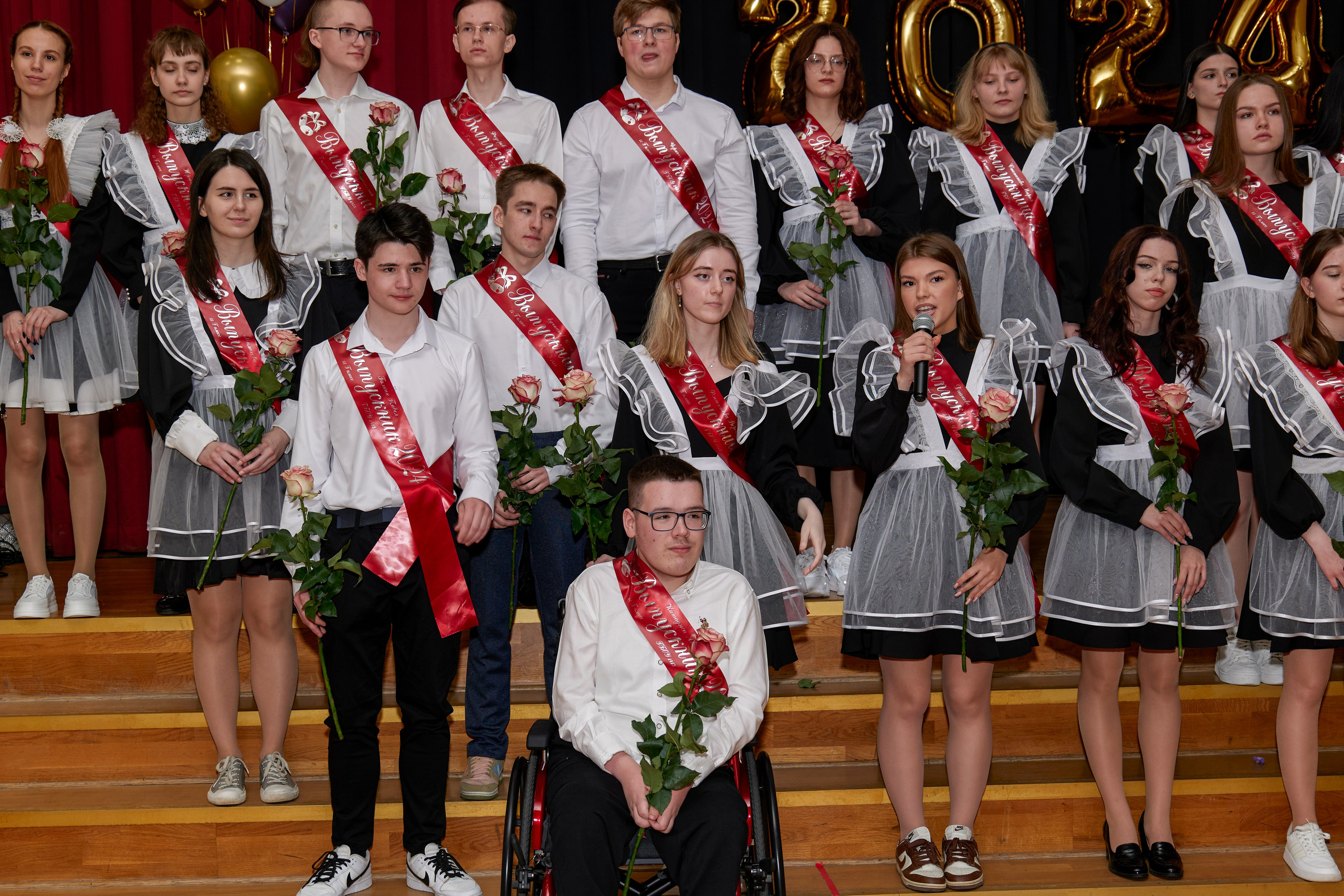 Последний звонок школа 1413. Детский и семейный фотограф г. Москва Оксана Катаджи