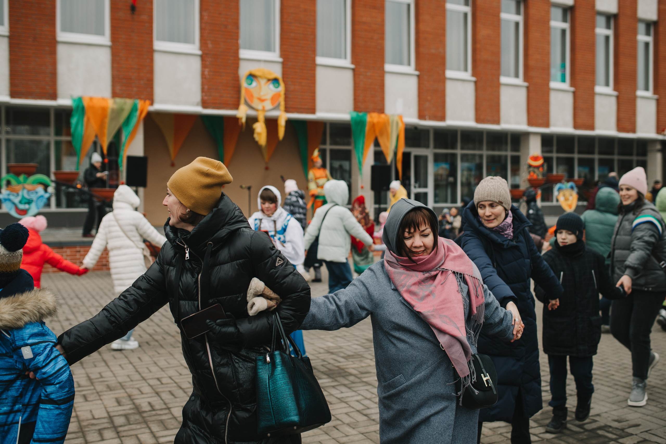 Культмассовые мероприятия. Фотограф Людмила Оюн