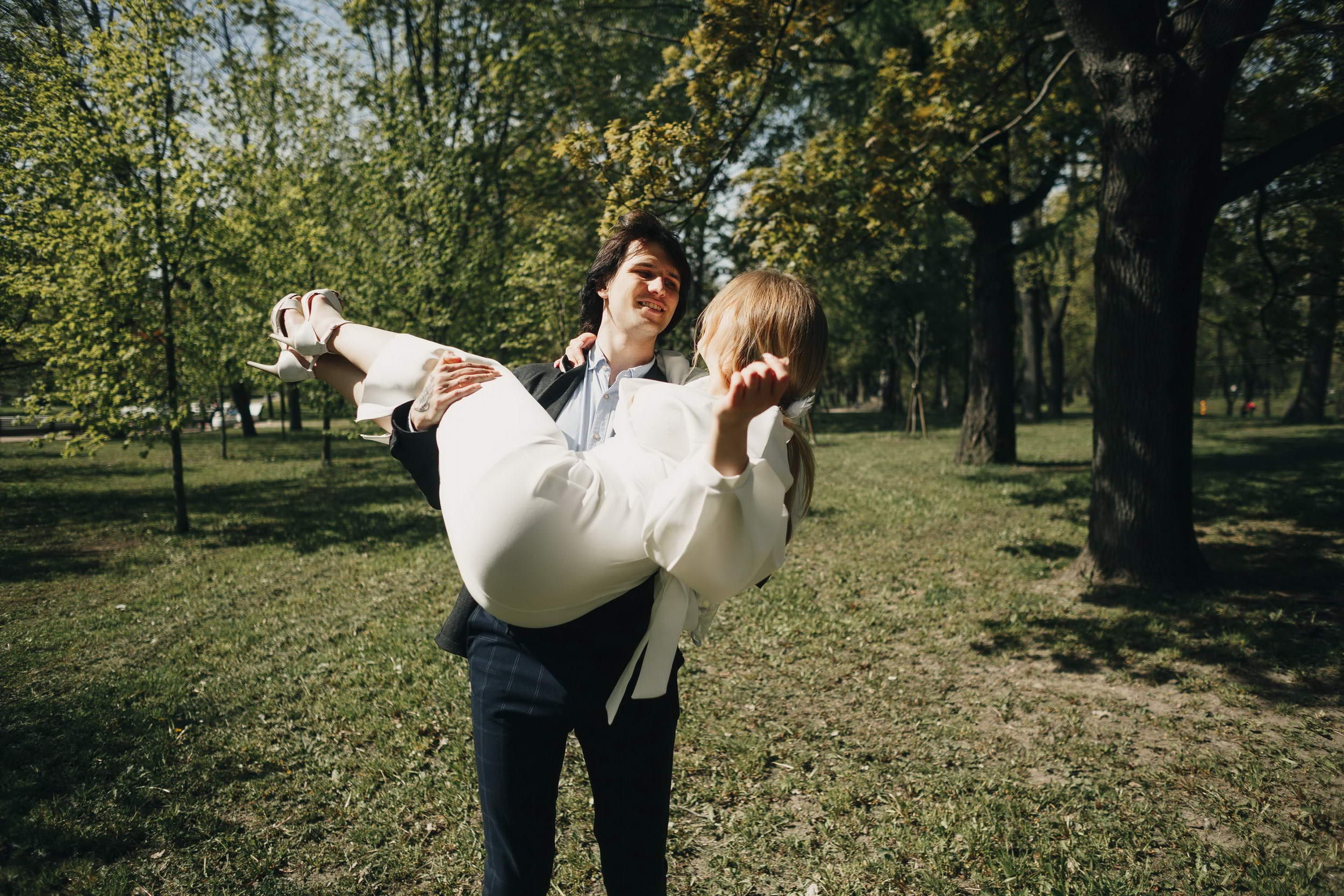 Неформально). Свадебный фотограф Игорь Брундасов 8PHOTO на свадьбу венчание загс СПб