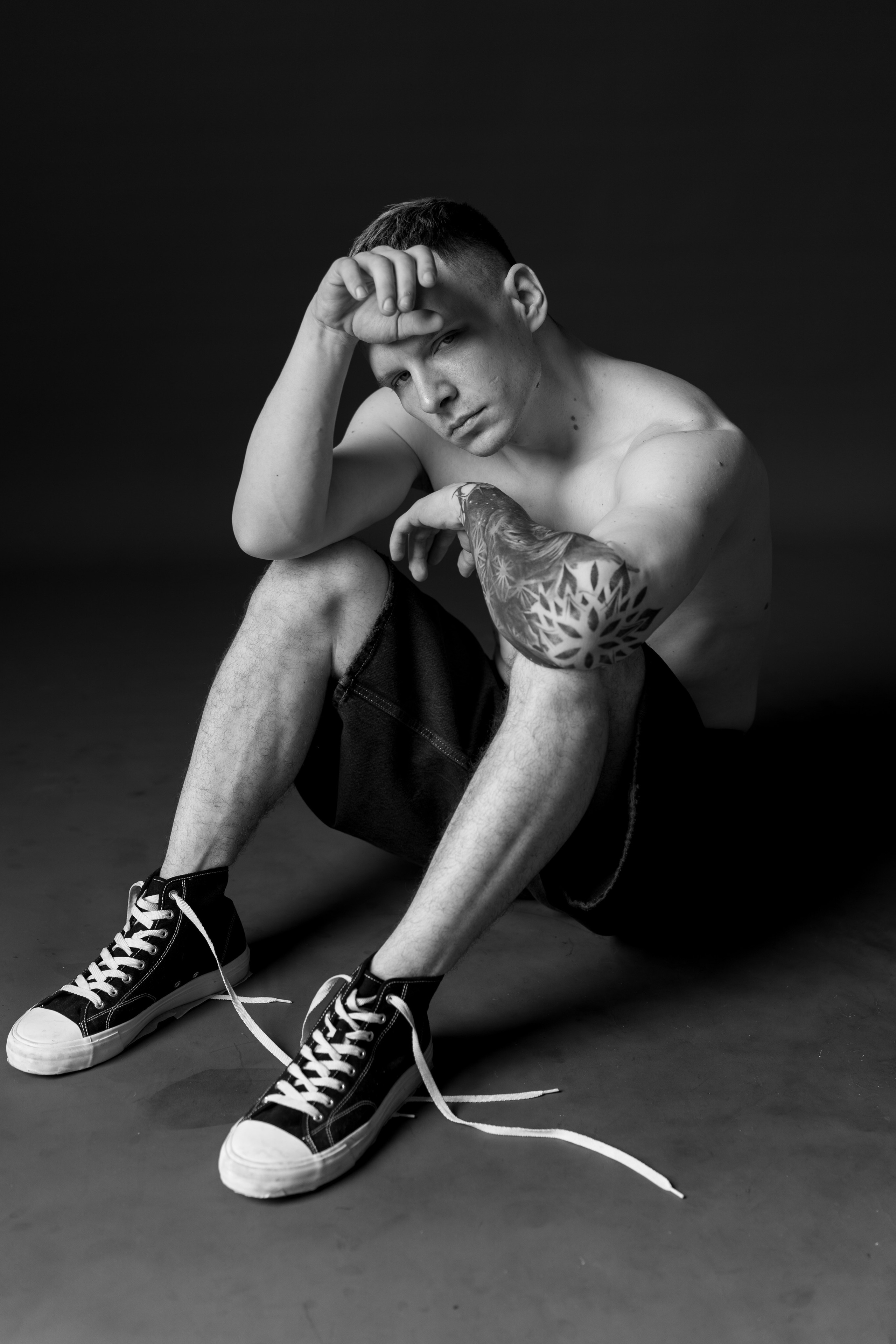 Мужская съёмка в студии. Фотограф Елизавета Потешкина