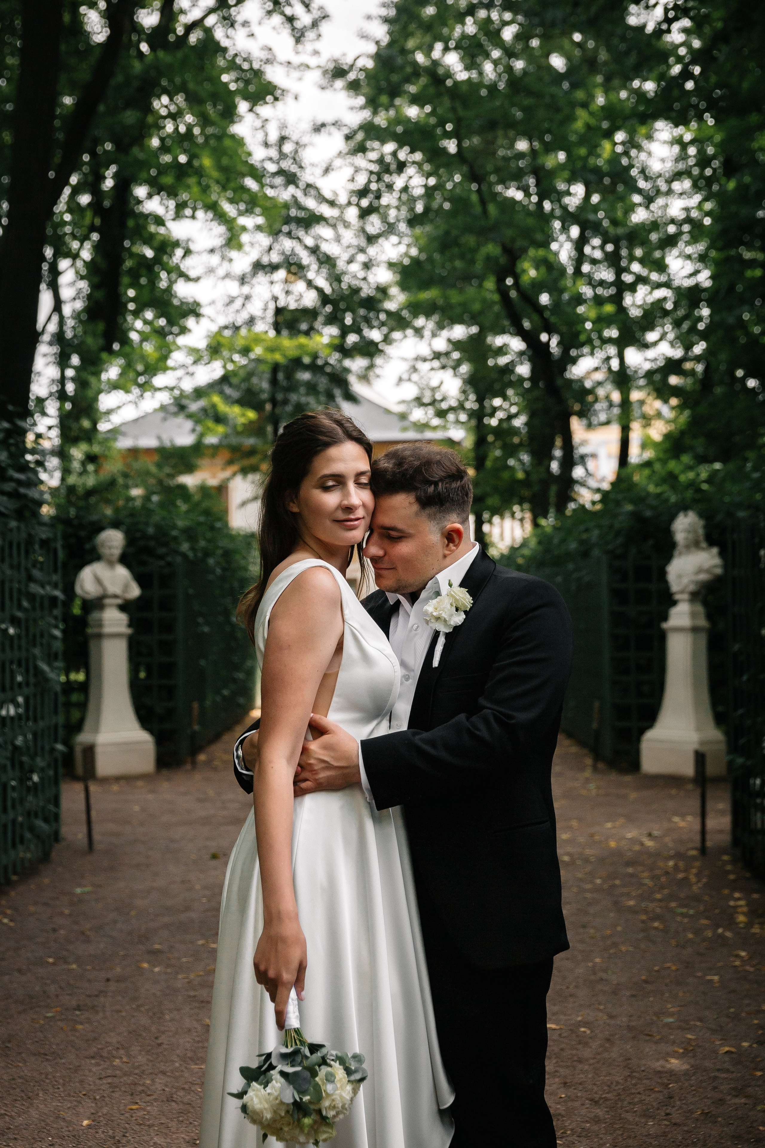 КРОНШТАДТСКИЙ ЗАГС | Август, Летний сад, Исаакий. Свадебный фотограф в Санкт-Петербурге Полина Корзухина