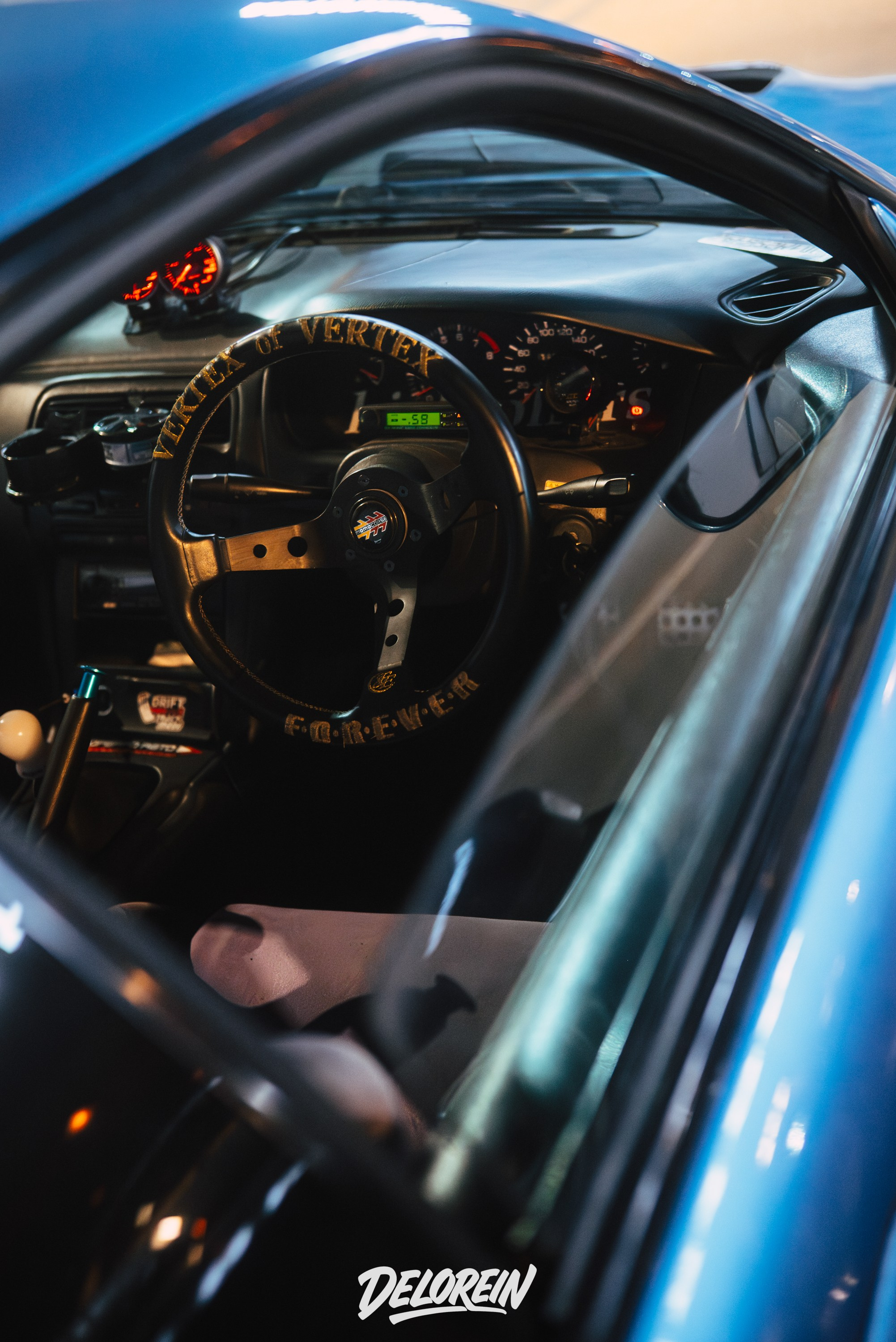 Downfly 6 августа 2025. DeLorein