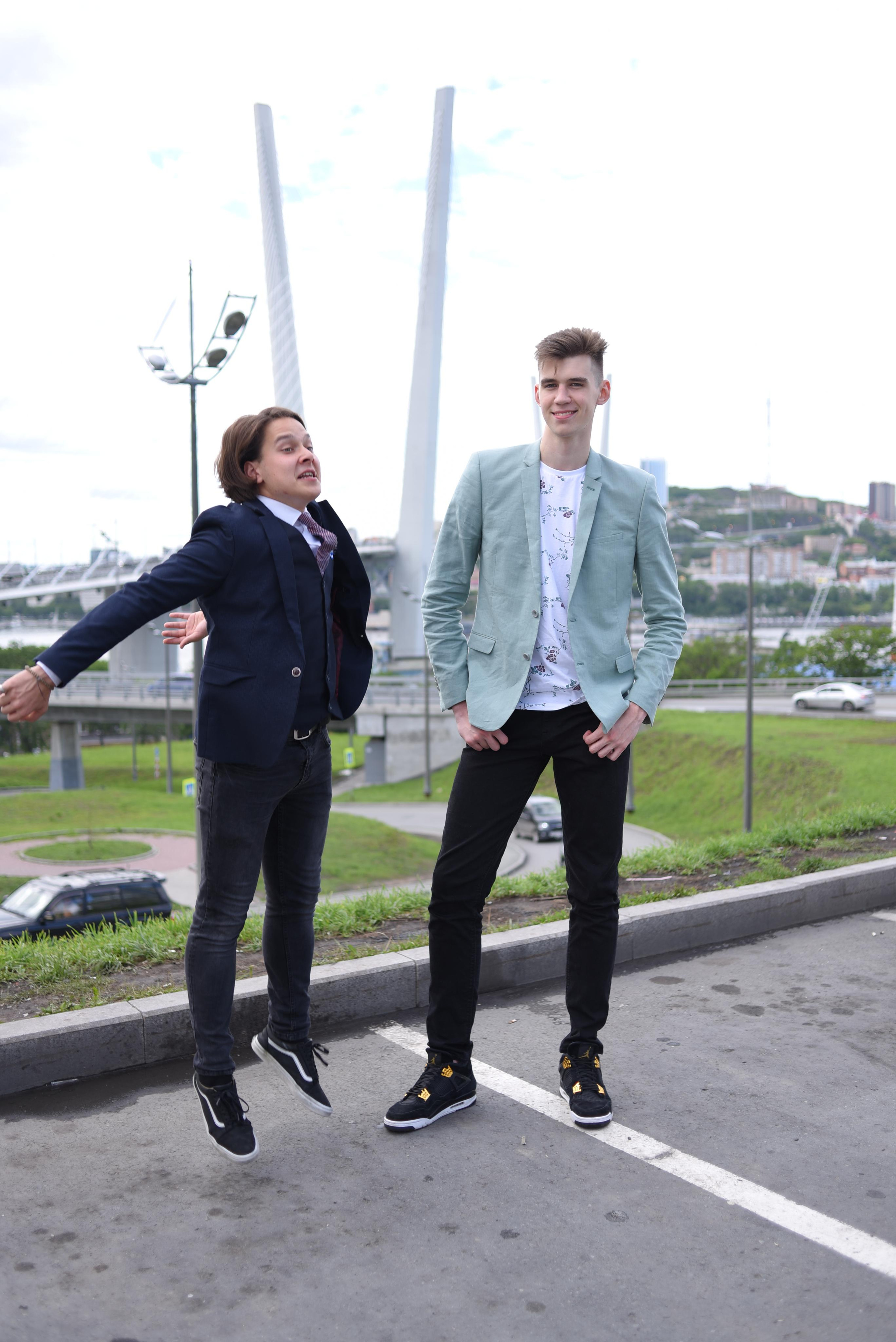 Выпускной Школа имени Дубинина. Свадебный фотограф Елена Рякина