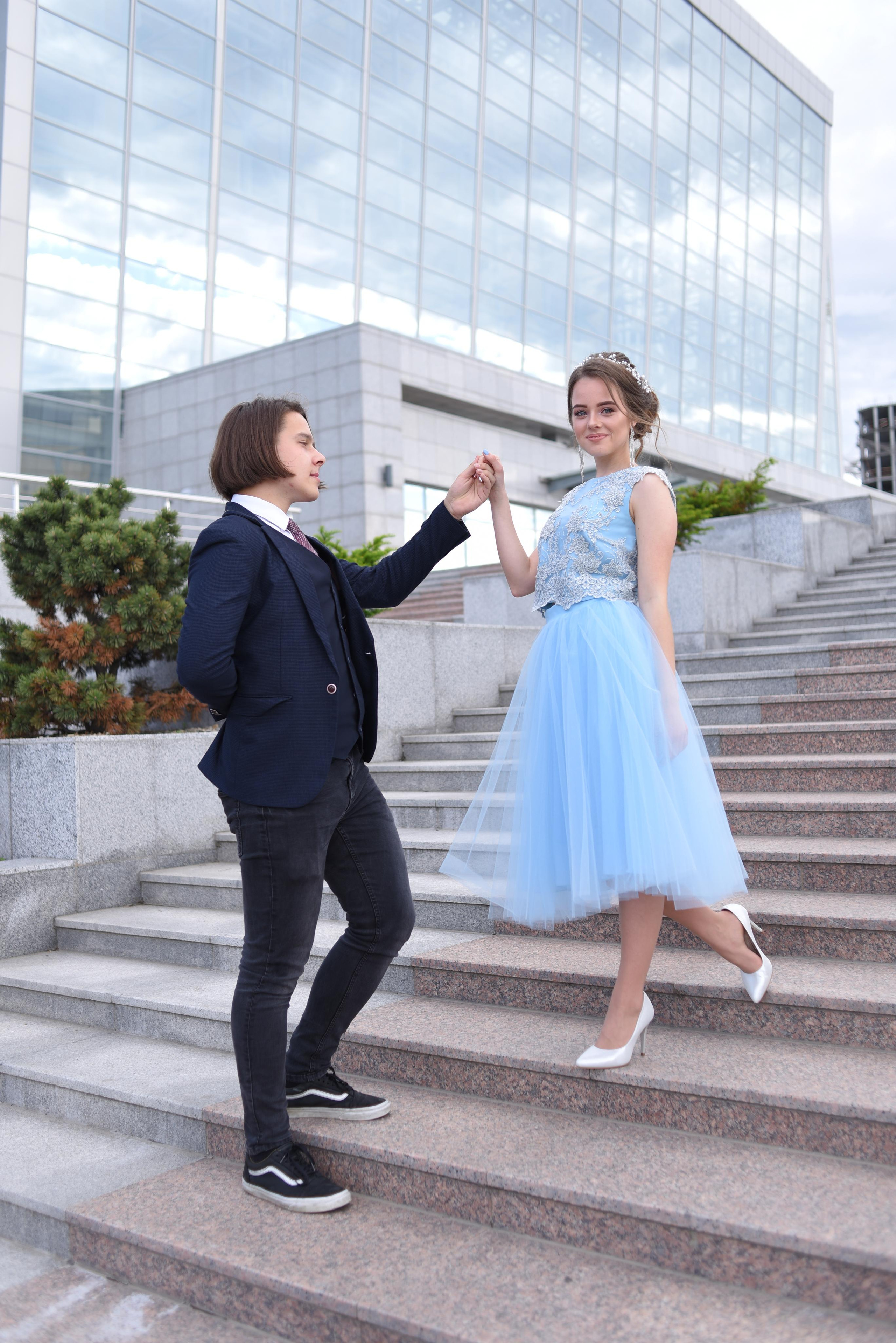 Выпускной Школа имени Дубинина. Свадебный фотограф Елена Рякина