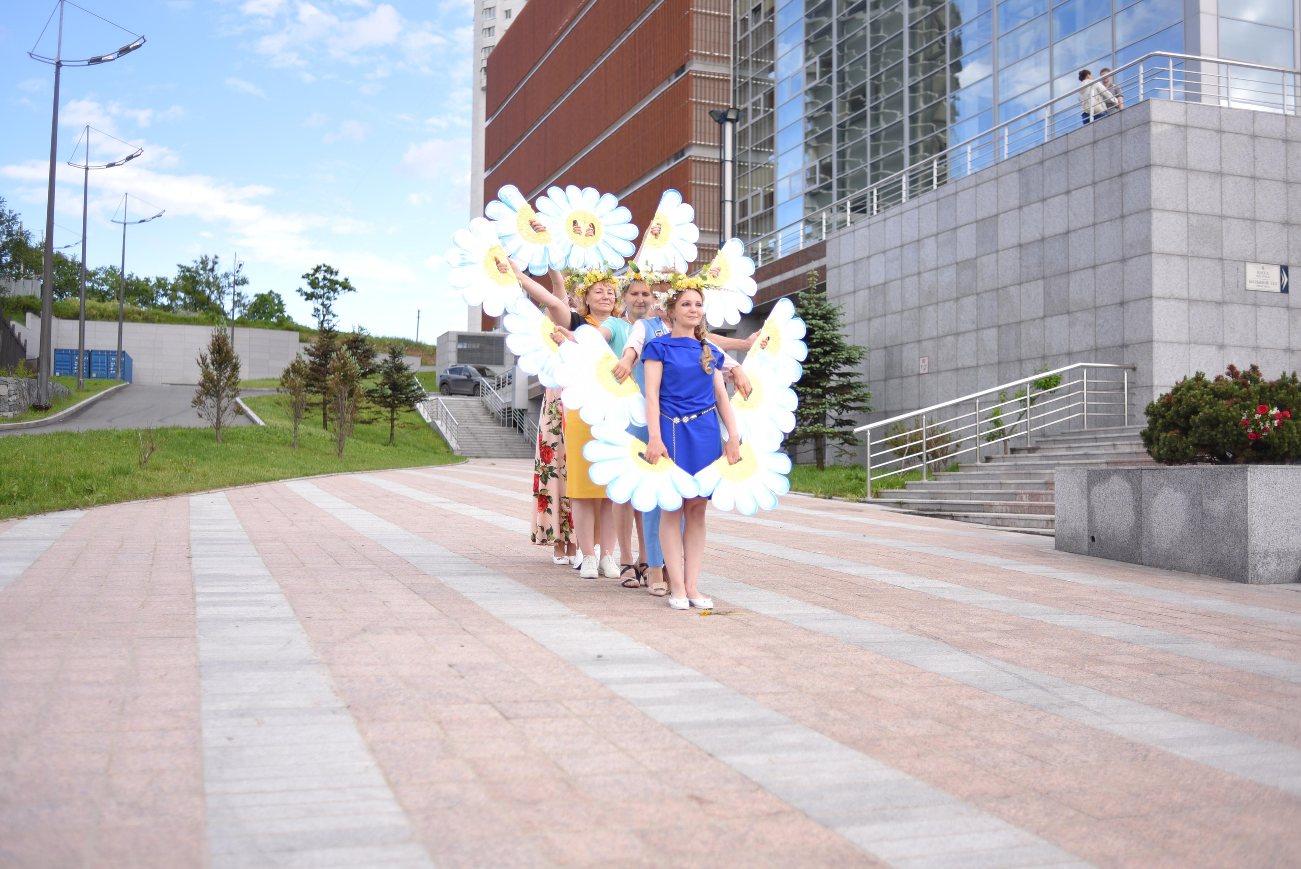 Выпускной Школа имени Дубинина. Свадебный фотограф Елена Рякина