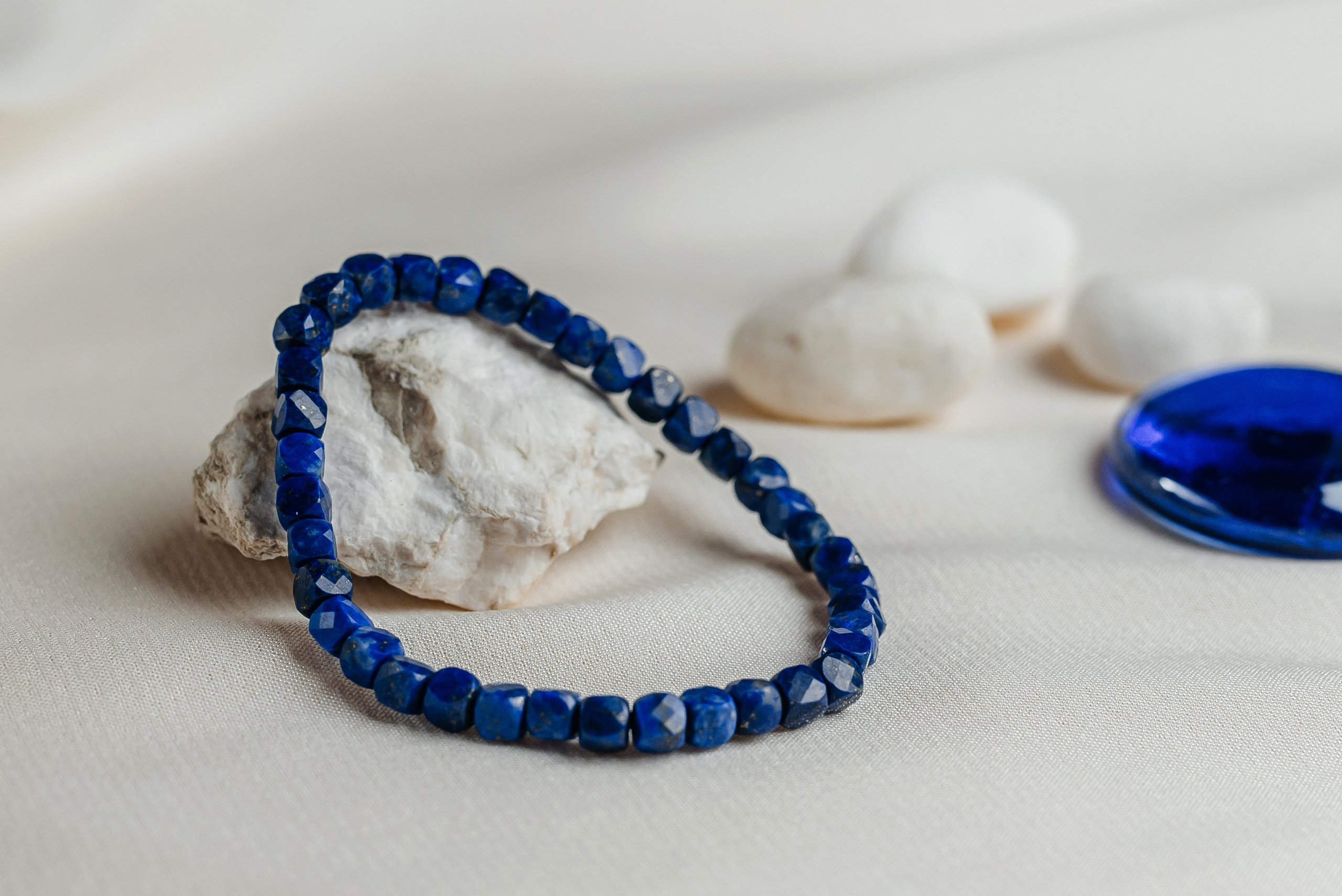 Браслеты. Свадебный фотограф Елена Рякина