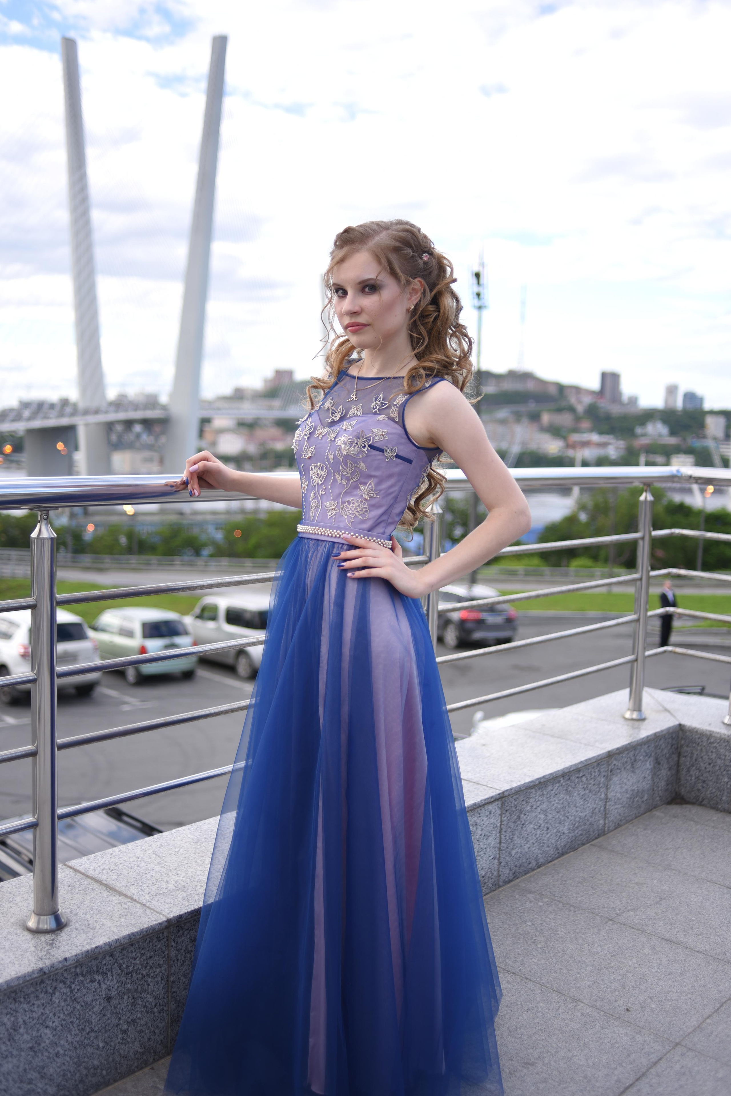 Выпускной Школа имени Дубинина. Свадебный фотограф Елена Рякина