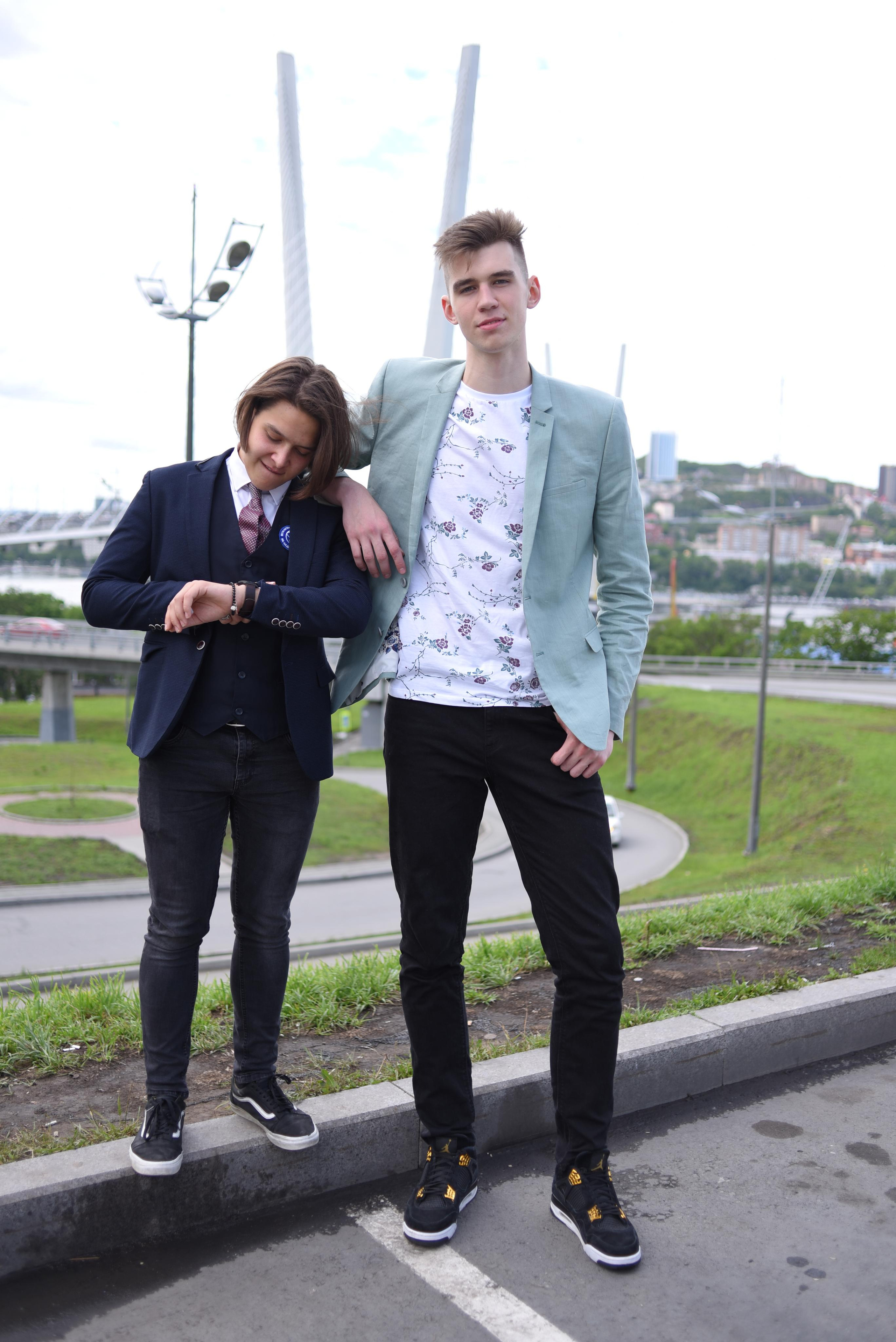 Выпускной Школа имени Дубинина. Свадебный фотограф Елена Рякина