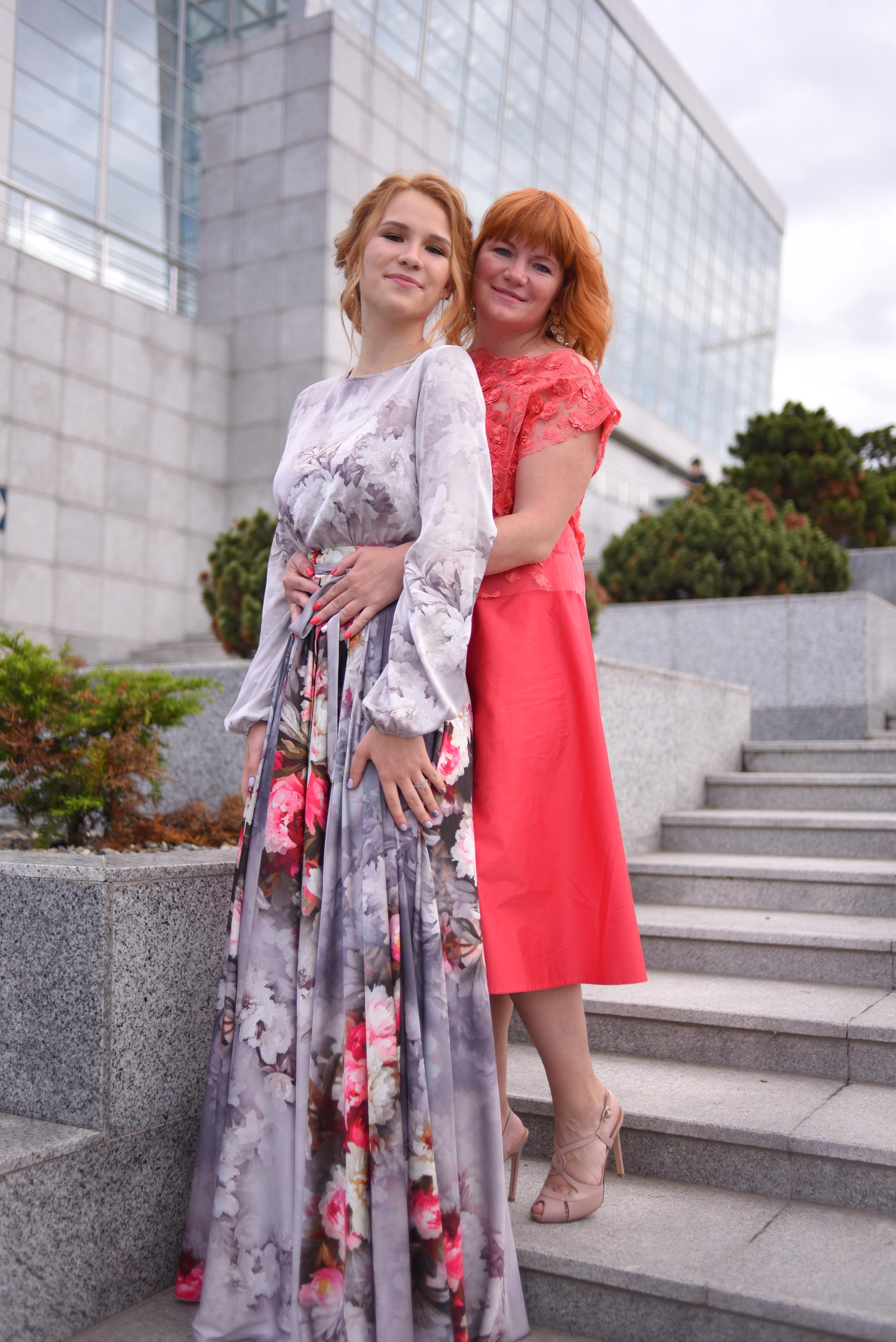 Выпускной Школа имени Дубинина. Свадебный фотограф Елена Рякина