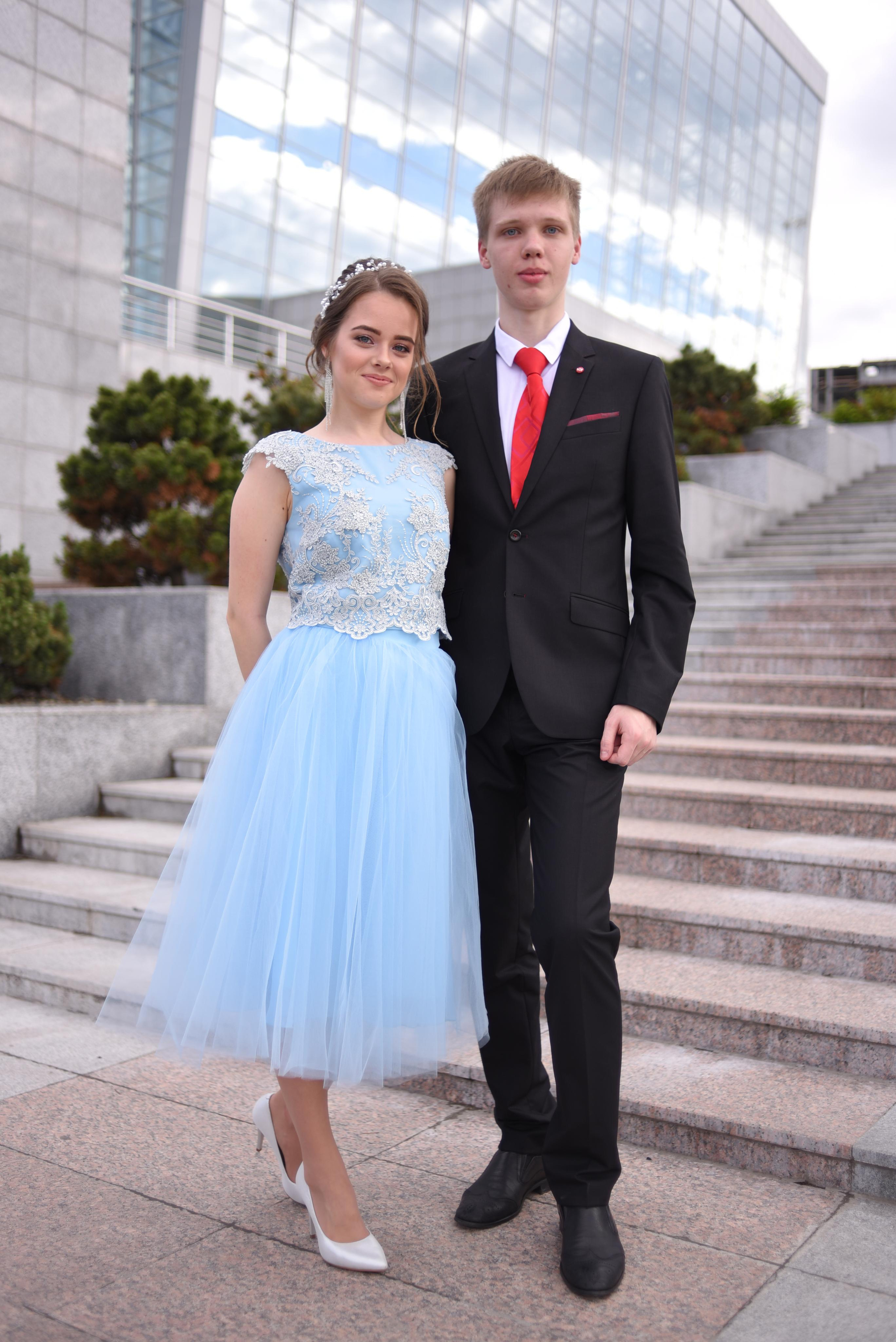 Выпускной Школа имени Дубинина. Свадебный фотограф Елена Рякина