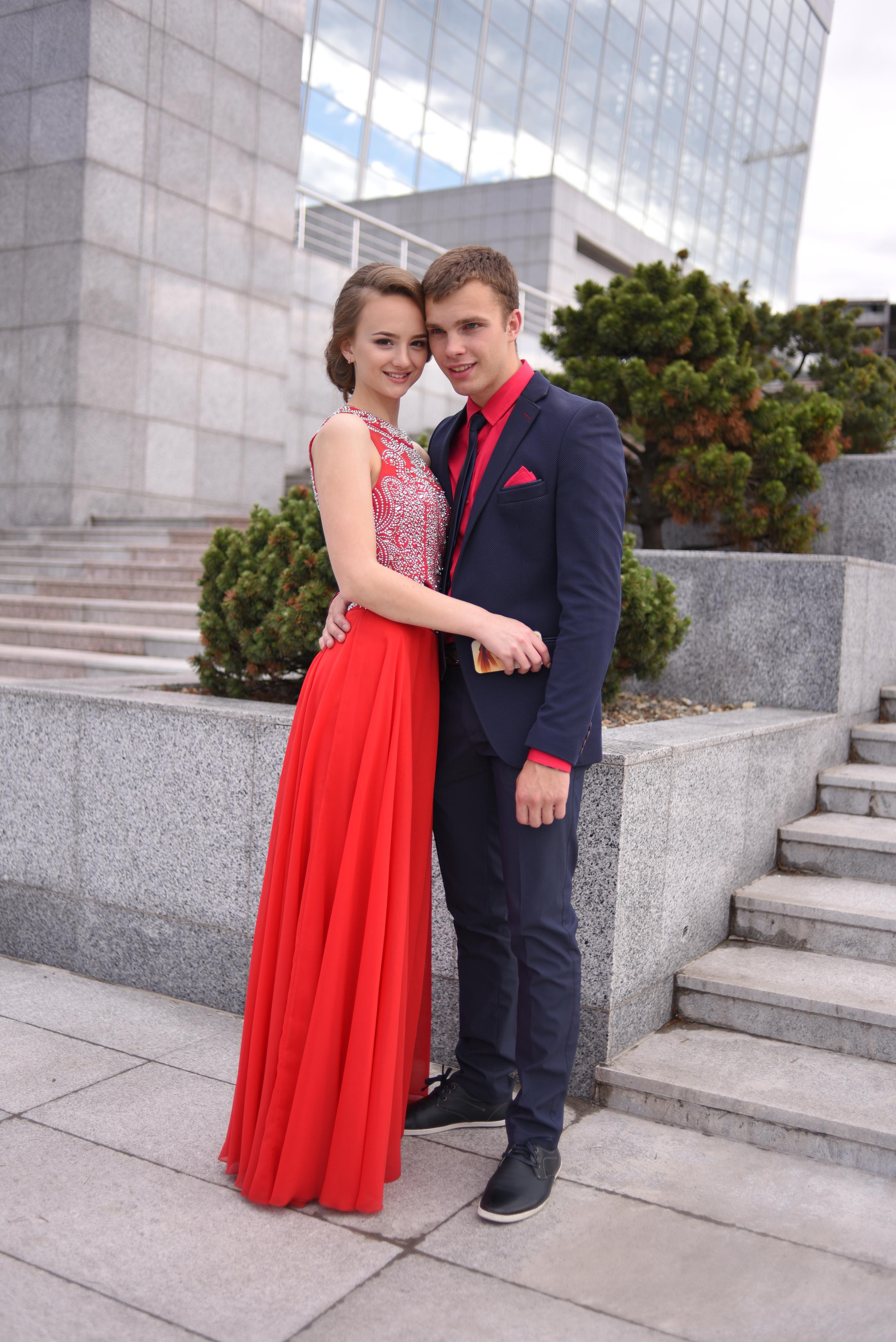 Выпускной Школа имени Дубинина. Свадебный фотограф Елена Рякина