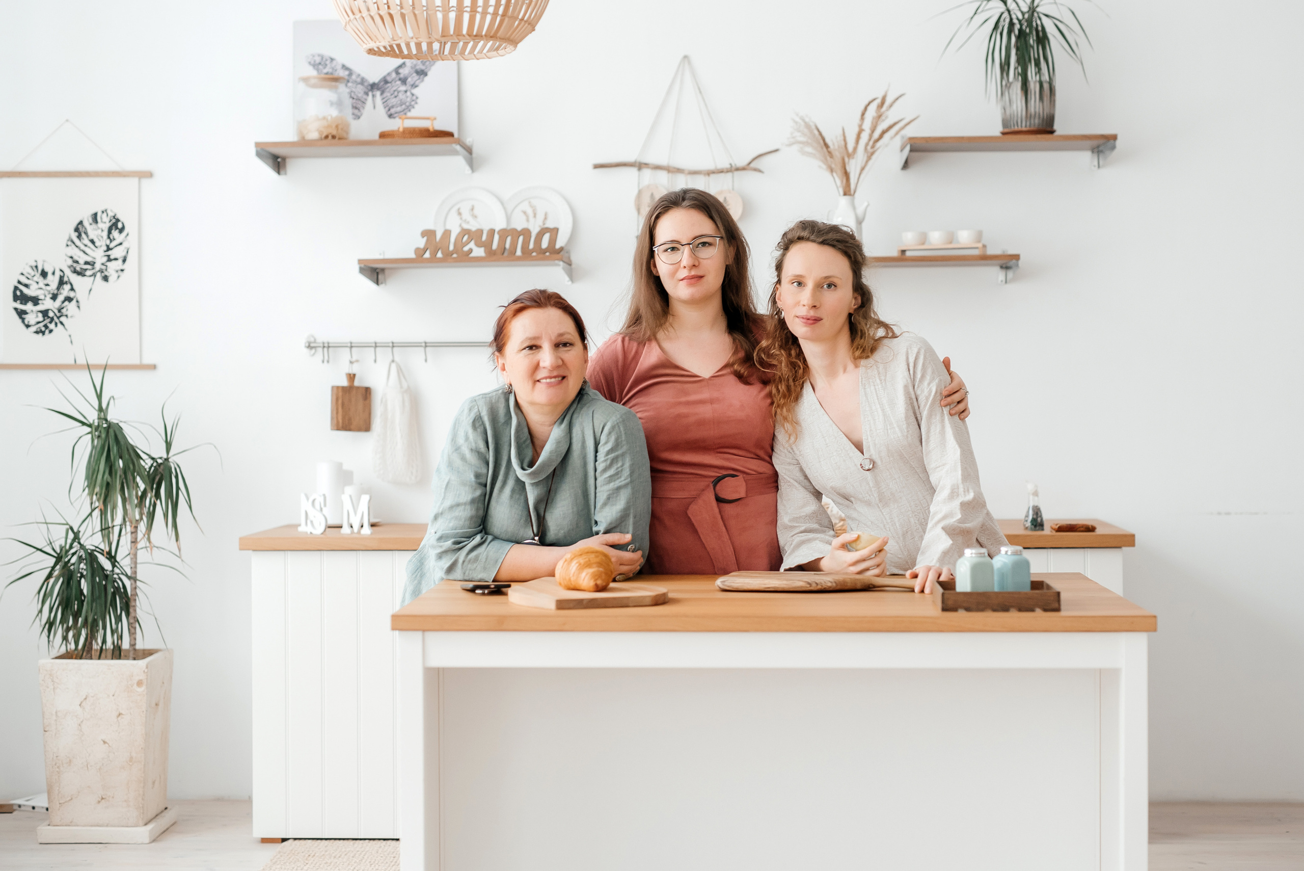 Фотосессия семьи. Мама и три дочери. Свадебный фотограф Елена Рякина