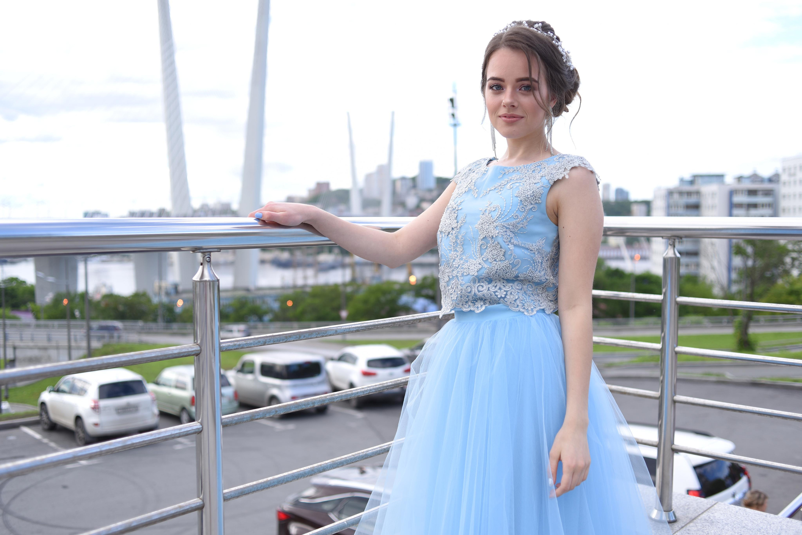 Выпускной Школа имени Дубинина. Свадебный фотограф Елена Рякина