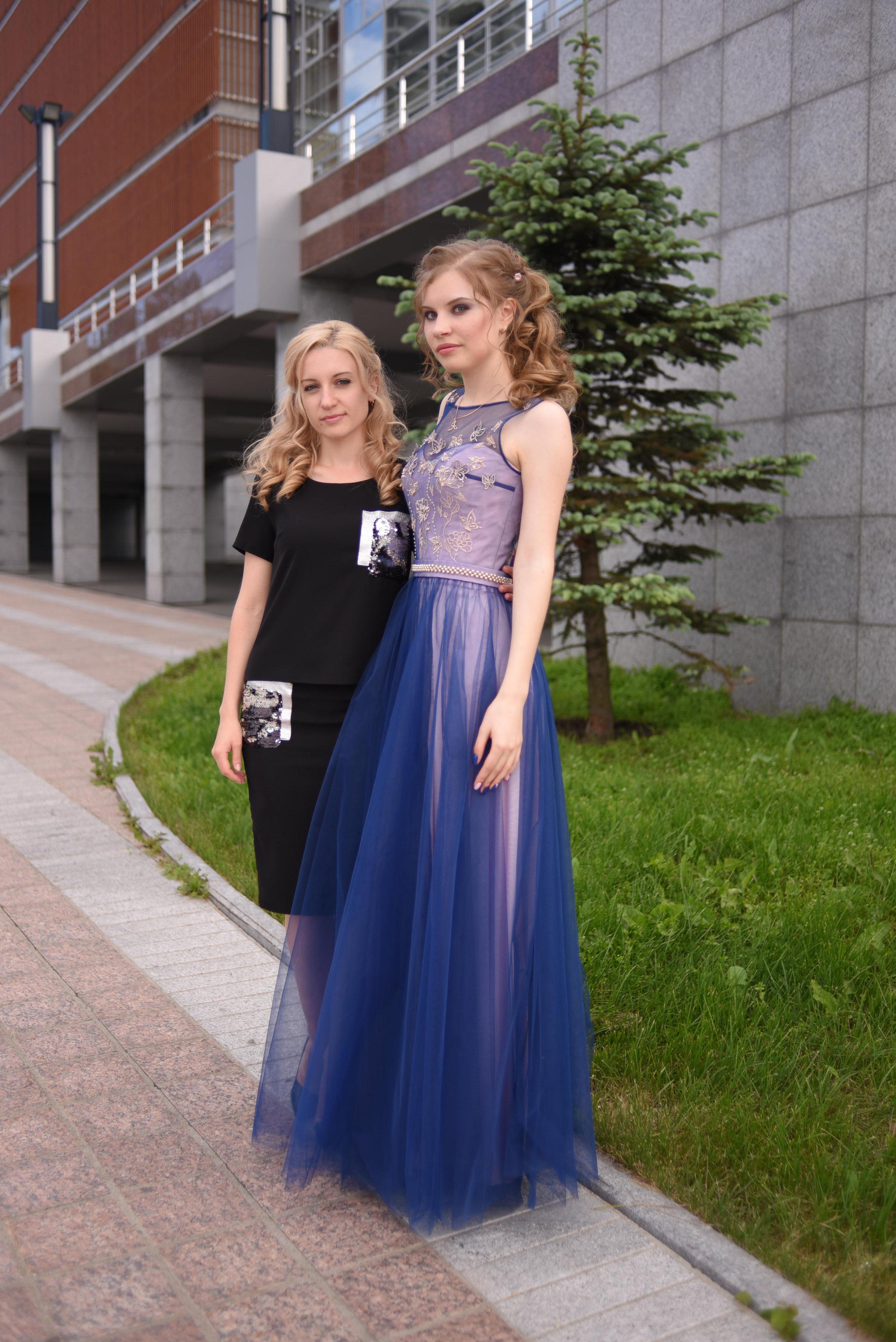 Выпускной Школа имени Дубинина. Свадебный фотограф Елена Рякина