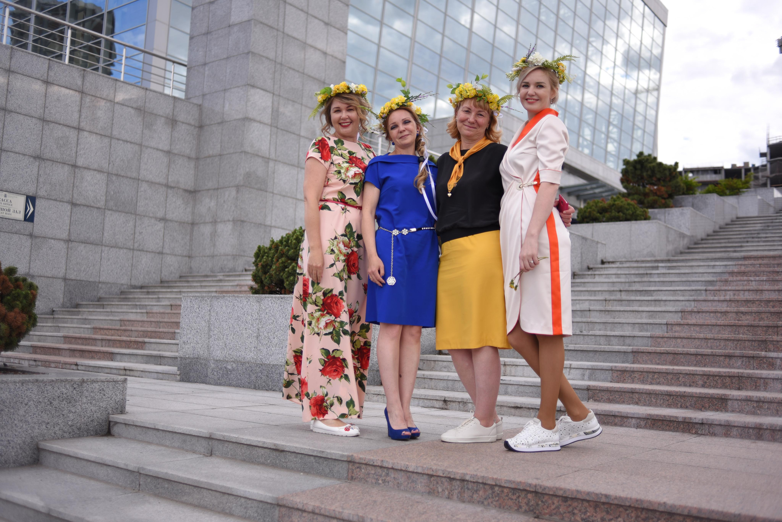 Выпускной Школа имени Дубинина. Свадебный фотограф Елена Рякина