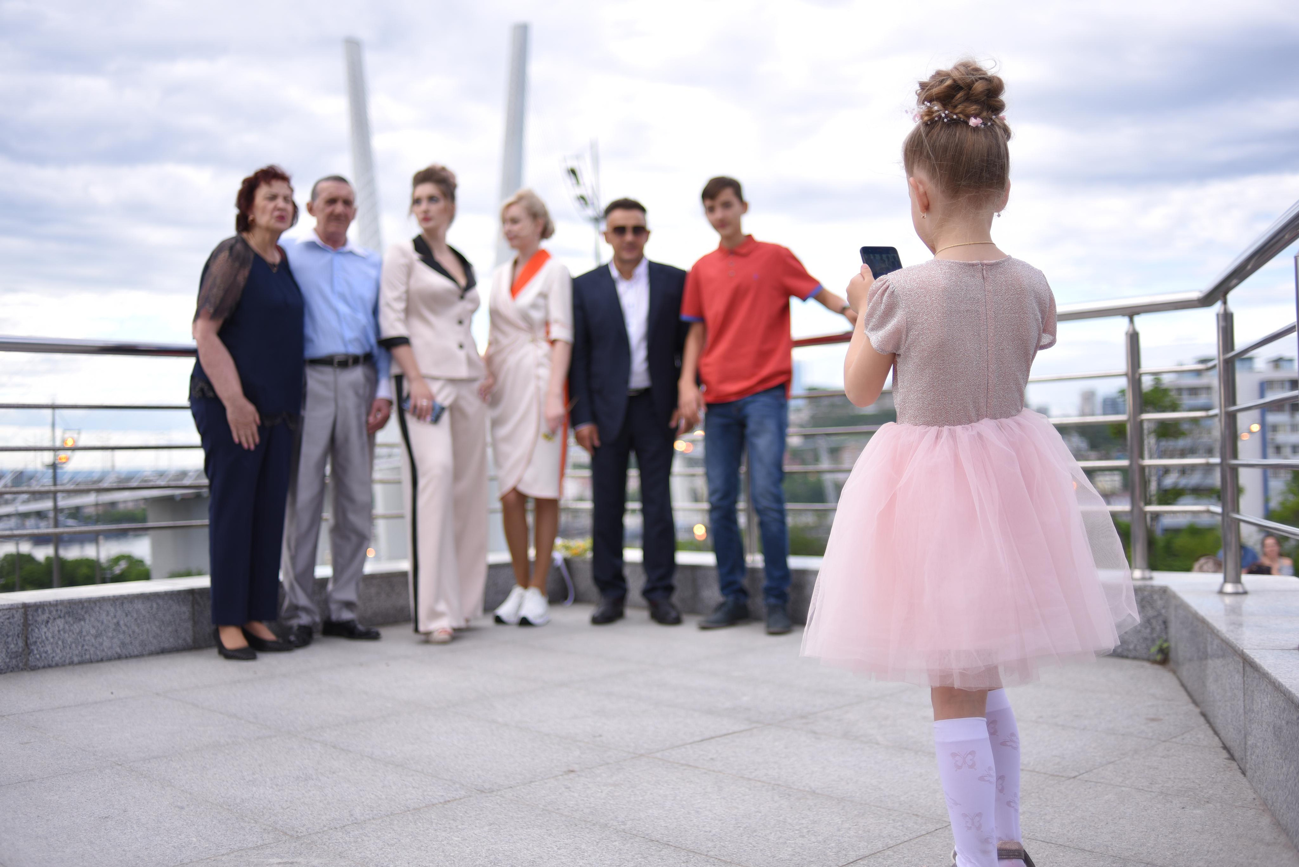 Выпускной Школа имени Дубинина. Свадебный фотограф Елена Рякина